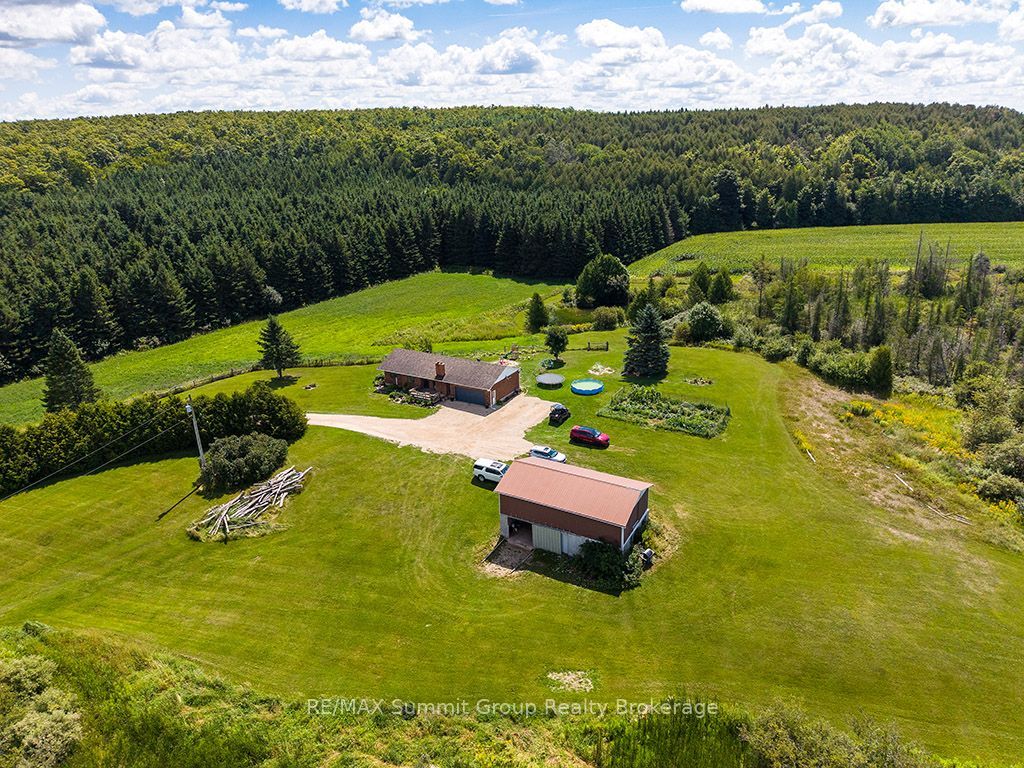 449686 10th Concession Road, Grey Highlands, ON N0C 1M0 photo 3