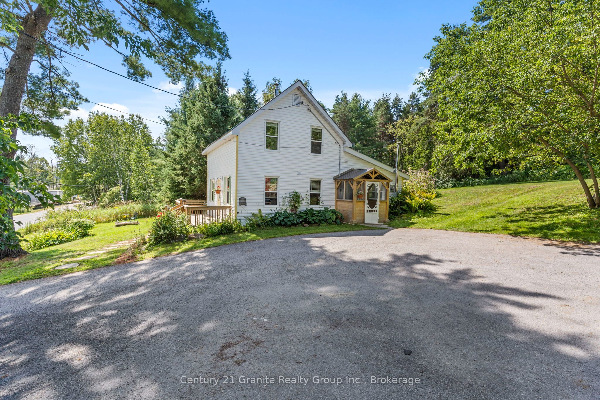 197 Bobcaygeon Road, Minden Hills, ON K0M 2K0 photo 5