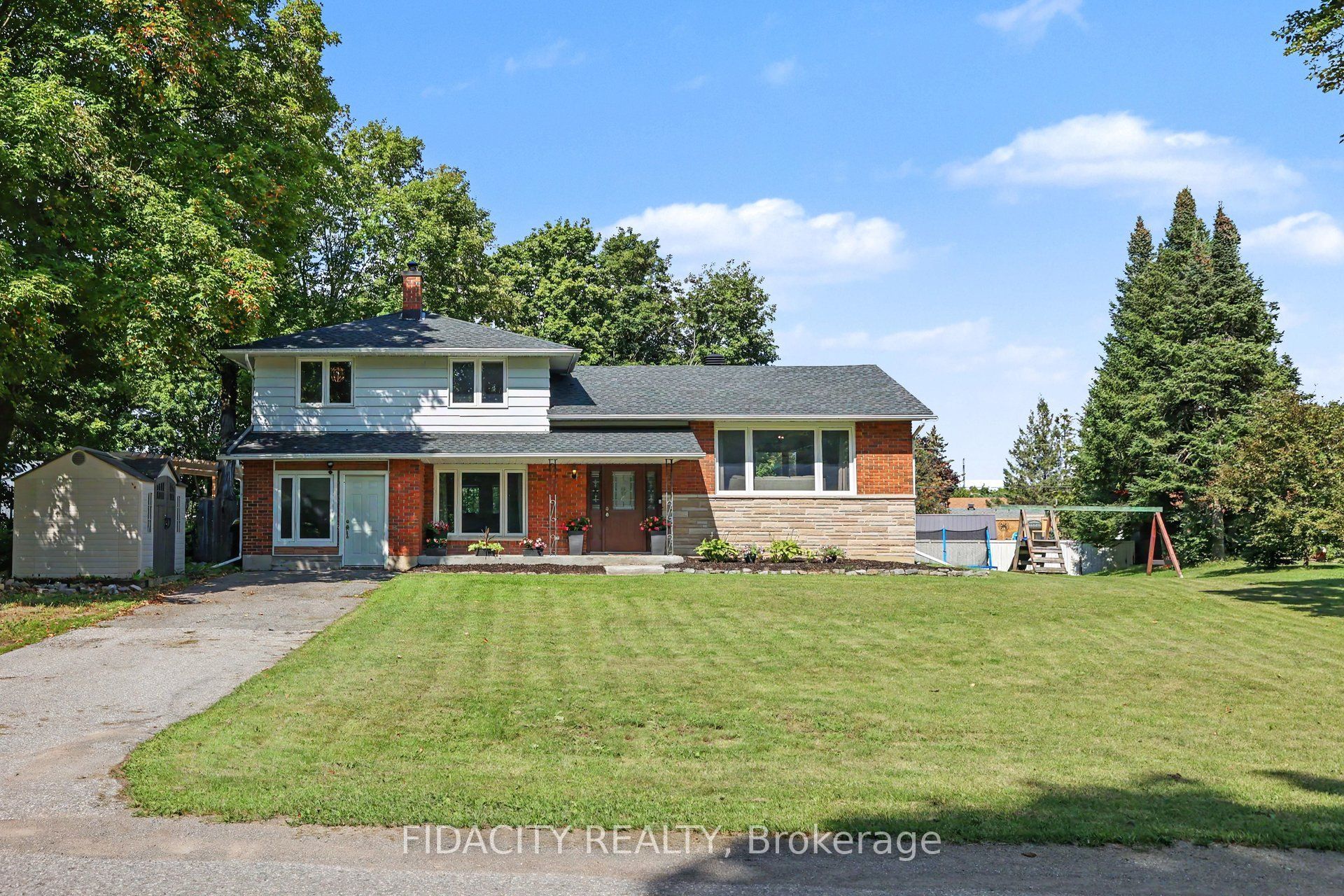 176 Doe Road, Beckwith, ON K7C 3P2 photo 2
