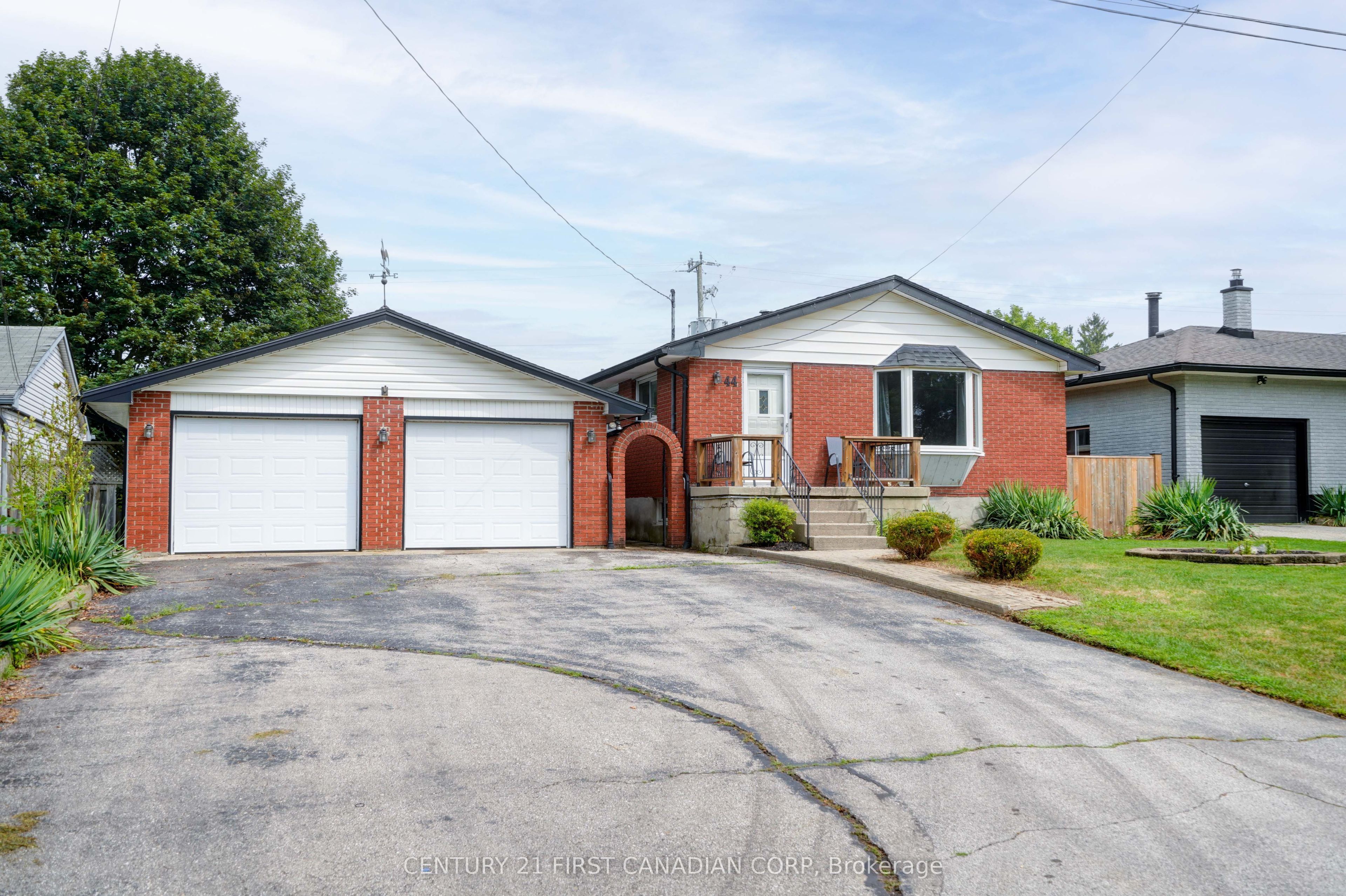 44 Dale Drive, Thames Centre, ON N0L 1G2