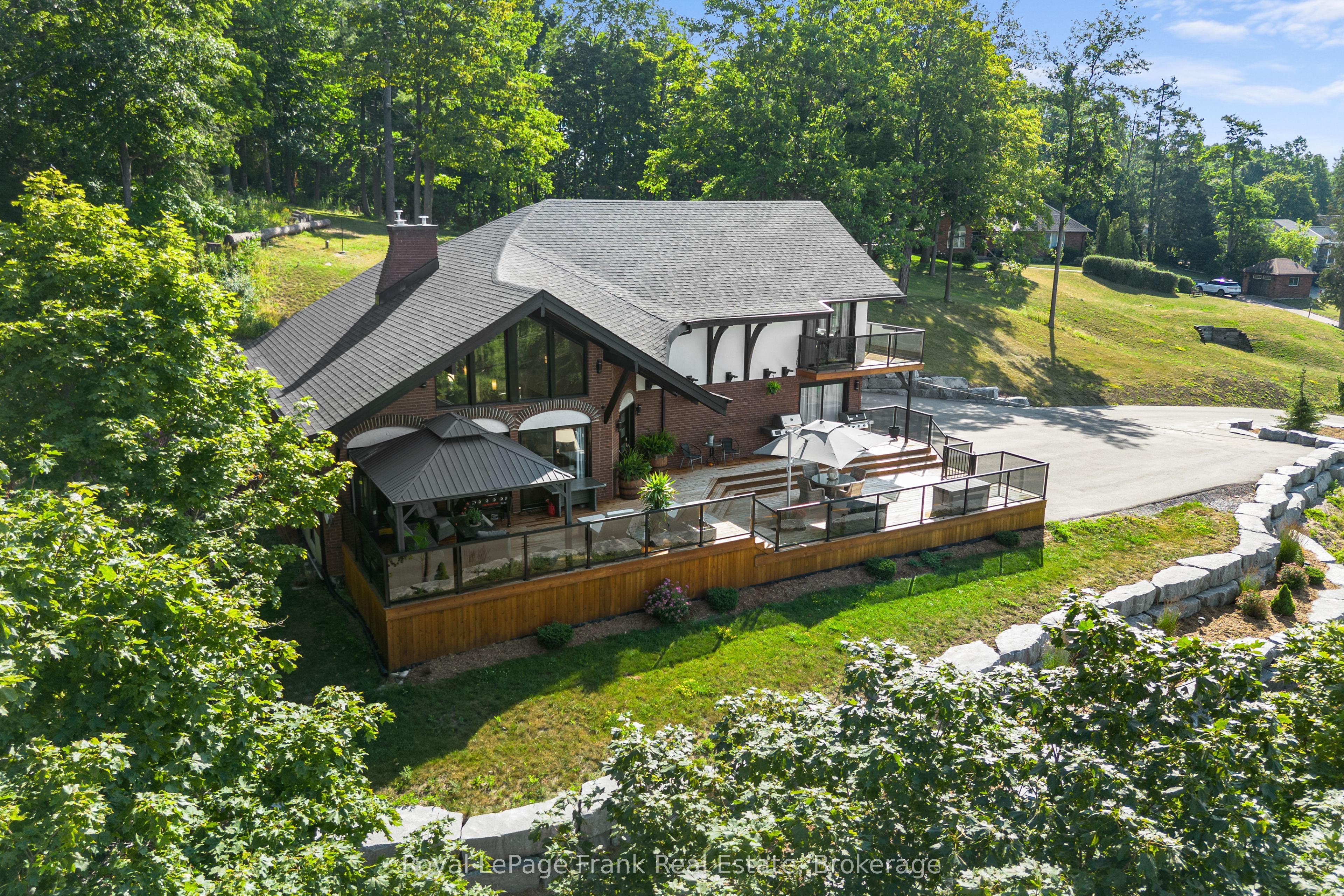 215 Francis Street, Kawartha Lakes, ON K0M 1N0 photo 2