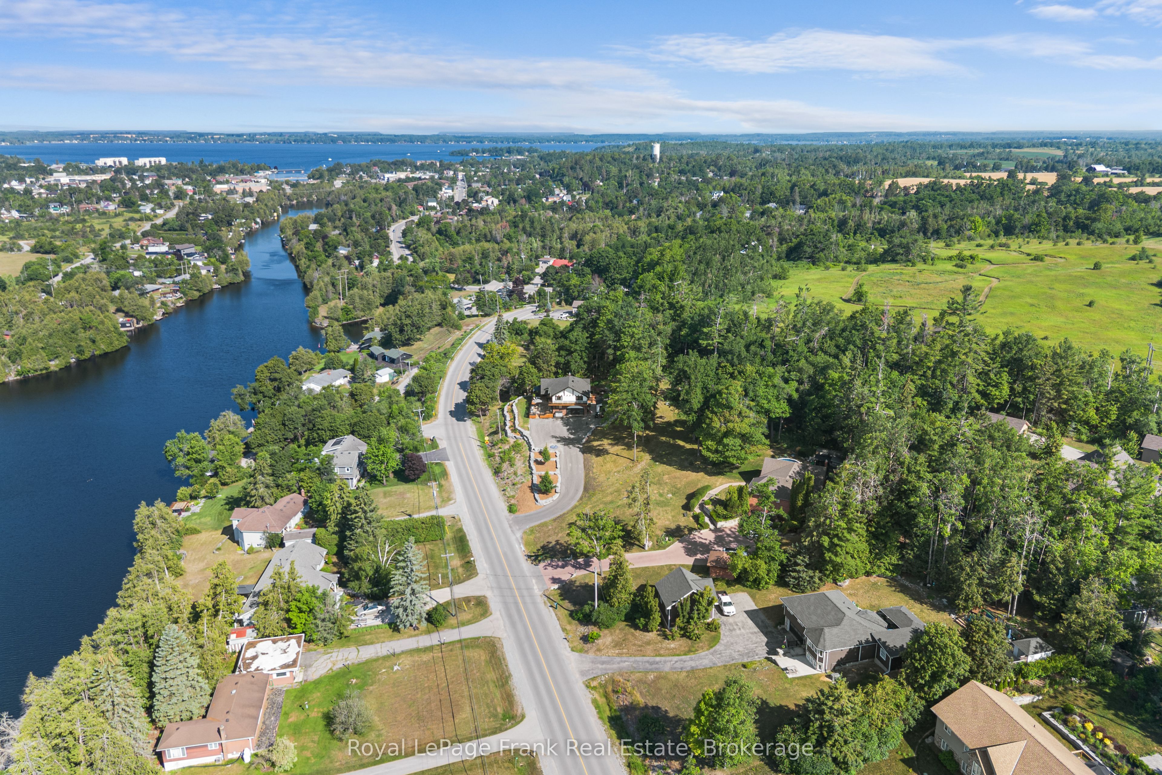 215 Francis Street, Kawartha Lakes, ON K0M 1N0 photo 3