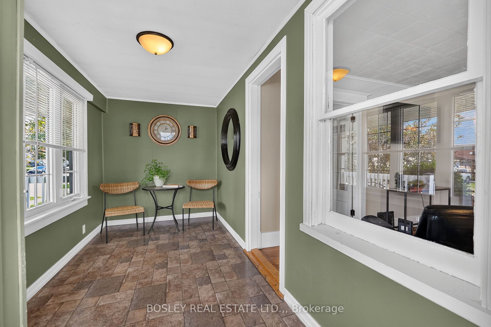65 Christmas Street, Port Colborne, ON L3K 1M4 photo 5