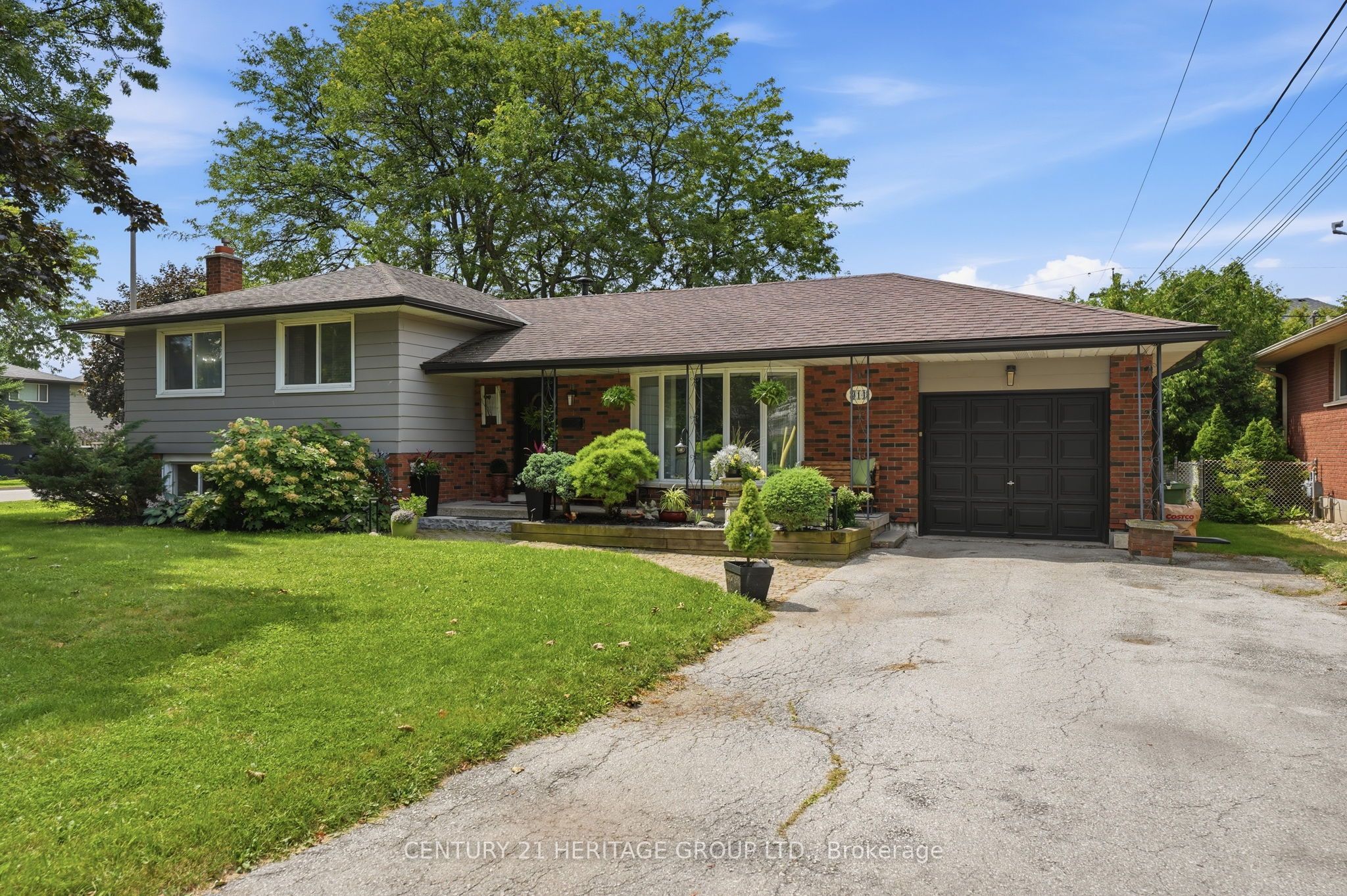 314 Harmony Road, Hamilton, ON L8G 2T2 photo 2