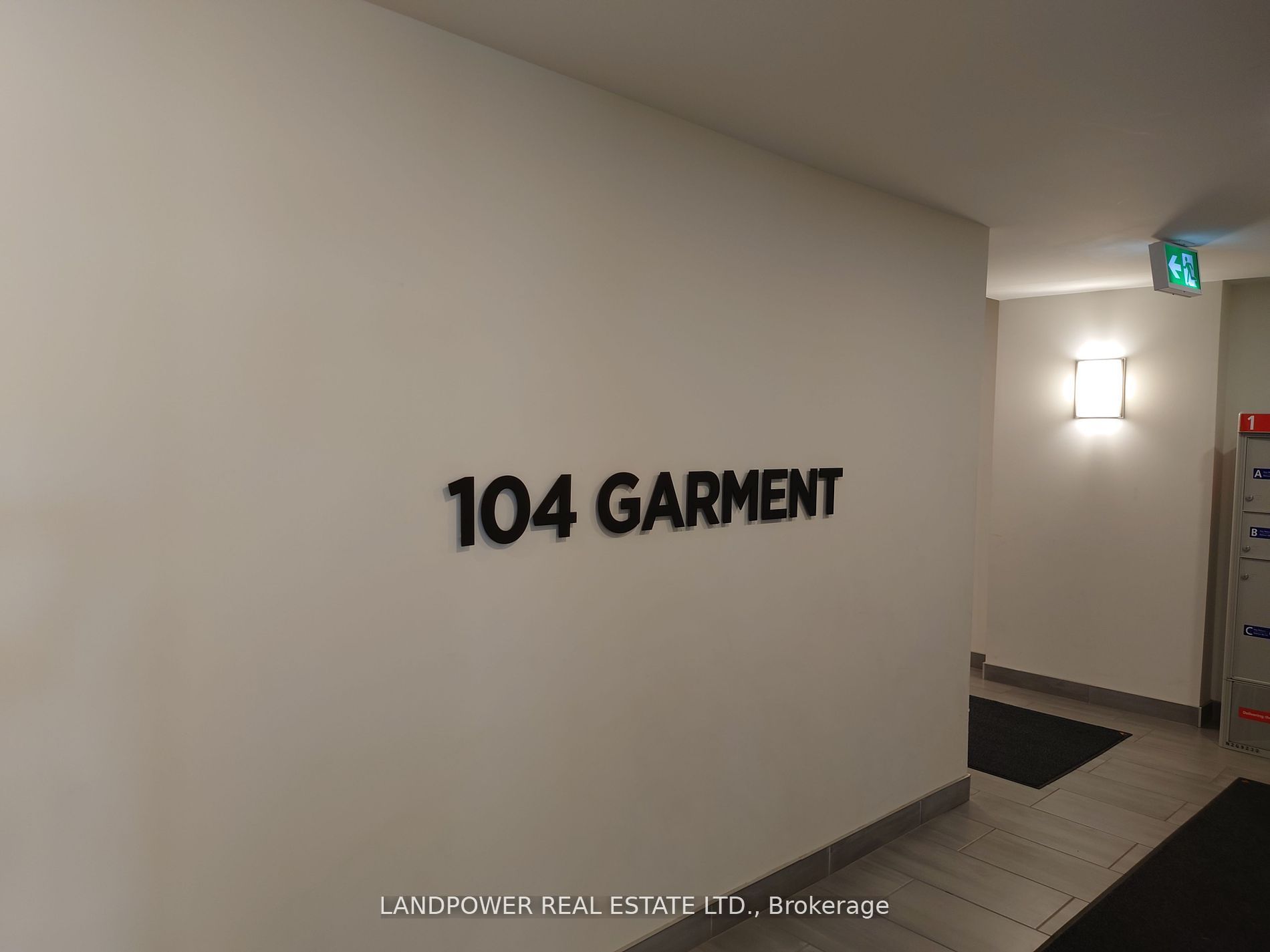 104 Garment Street 910, Kitchener, ON N2G 0C8 photo 3