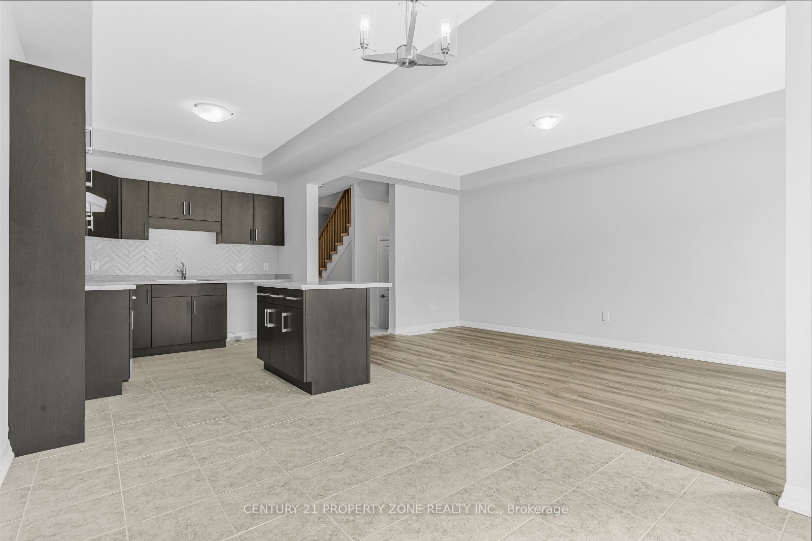 74 William Street, Pelham, ON L0S 1E1 photo 2