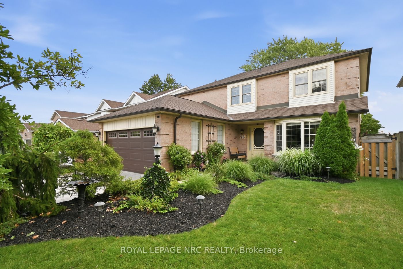 26 Strada Boulevard, St. Catharines, ON L2S 3L8