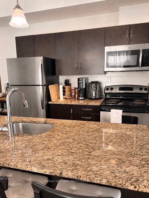 861 Blackcomb Private E, Elmvale Acres and Area, ON K1G 4E4 photo 4