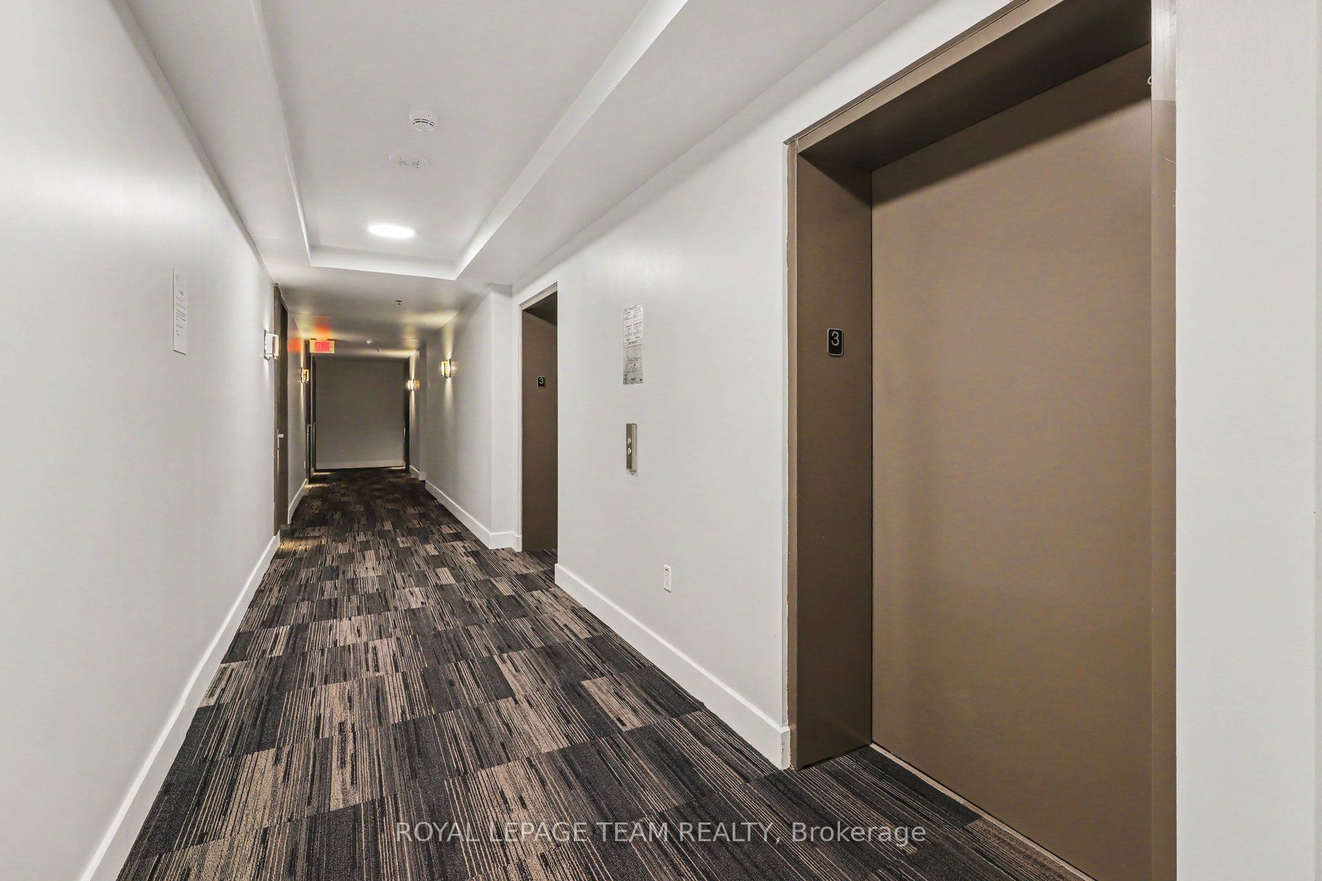 300 Lisgar Street E 310, Ottawa Centre, ON K2P 0E2 photo 2