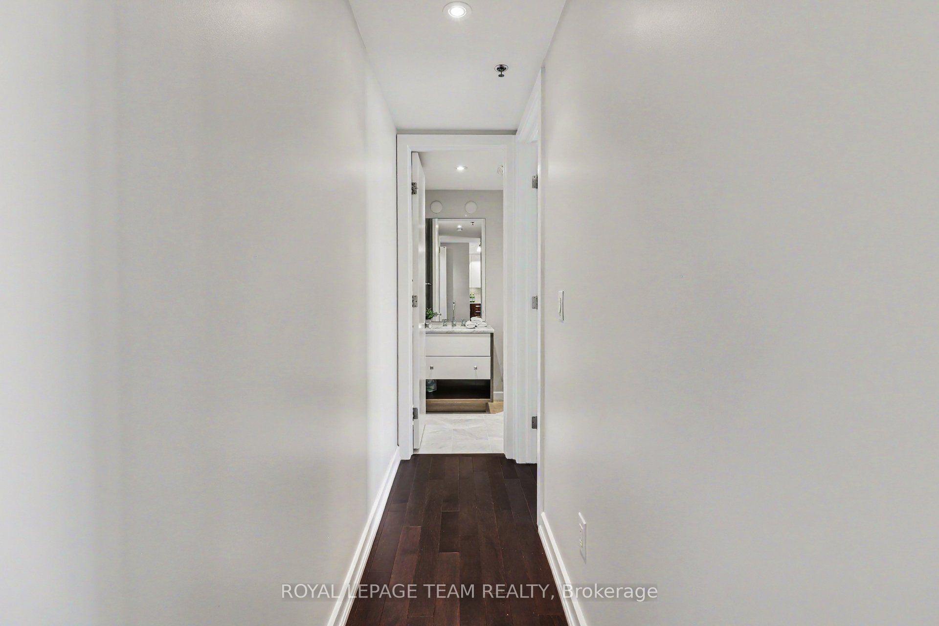300 Lisgar Street E 310, Ottawa Centre, ON K2P 0E2 photo 4