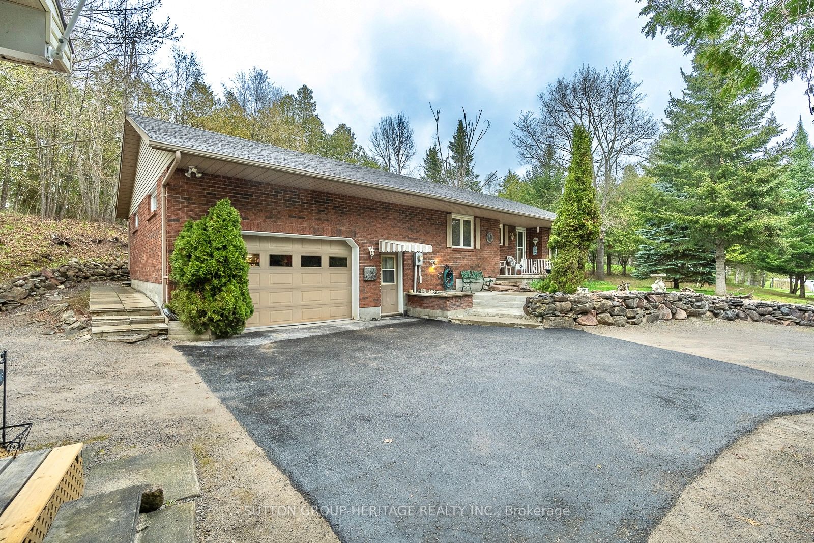 228 Pirates Glen Drive, Trent Lakes, ON K0M 1A0 photo 4