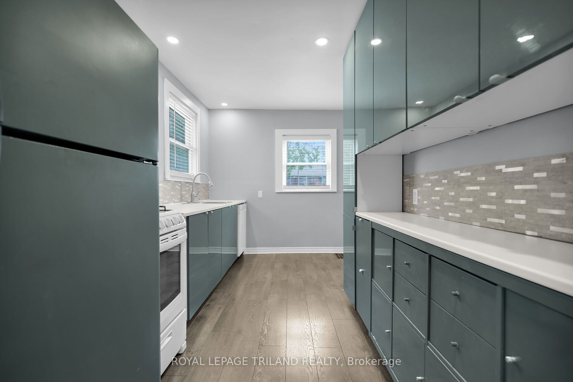 122 Centre Street 1, St. Thomas, ON N5R 2Z9