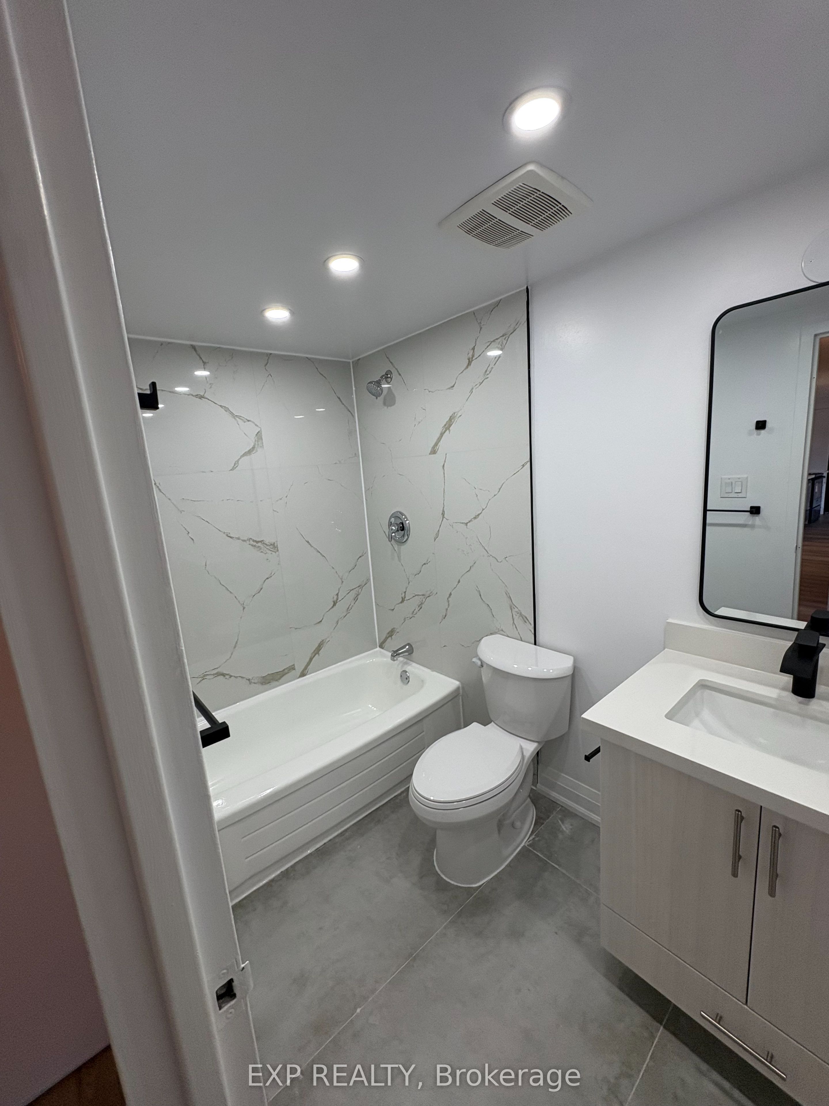 4422 Huron Street 406, Niagara Falls, ON L2E 7C8 photo 5
