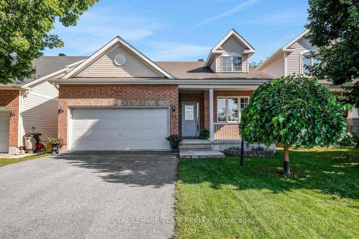 92 Hartsmere Drive, Stittsville - Munster - Richmond, ON K2S 2B7