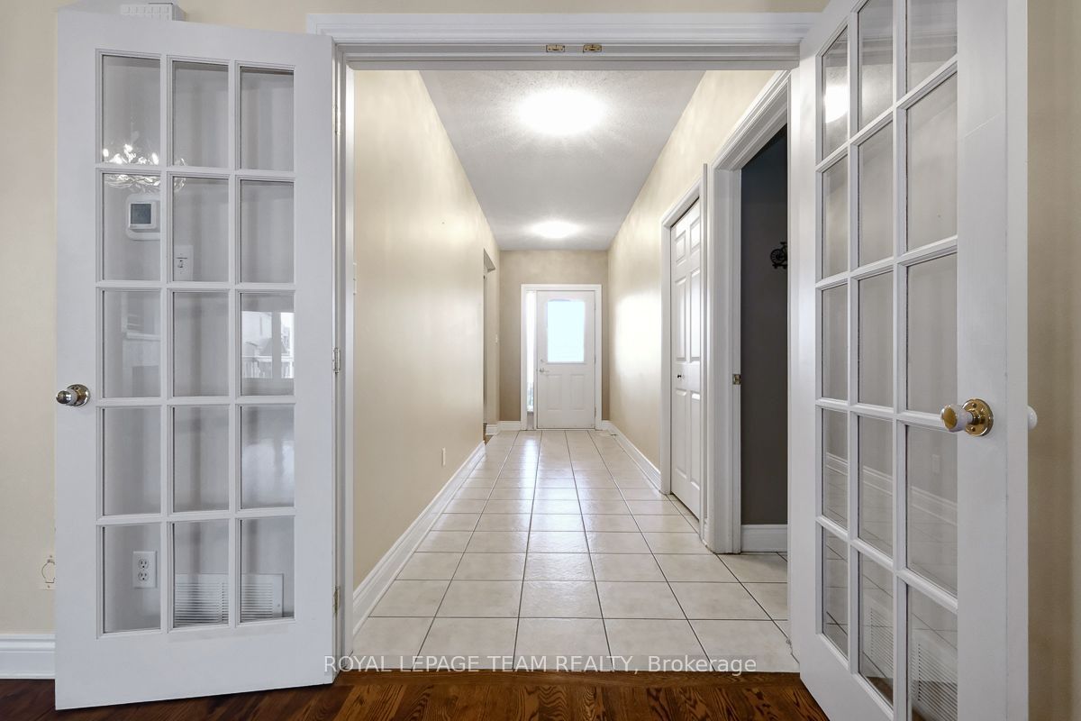 92 Hartsmere Drive, Stittsville - Munster - Richmond, ON K2S 2B7 photo 3