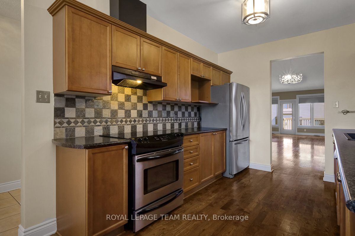 92 Hartsmere Drive, Stittsville - Munster - Richmond, ON K2S 2B7 photo 5