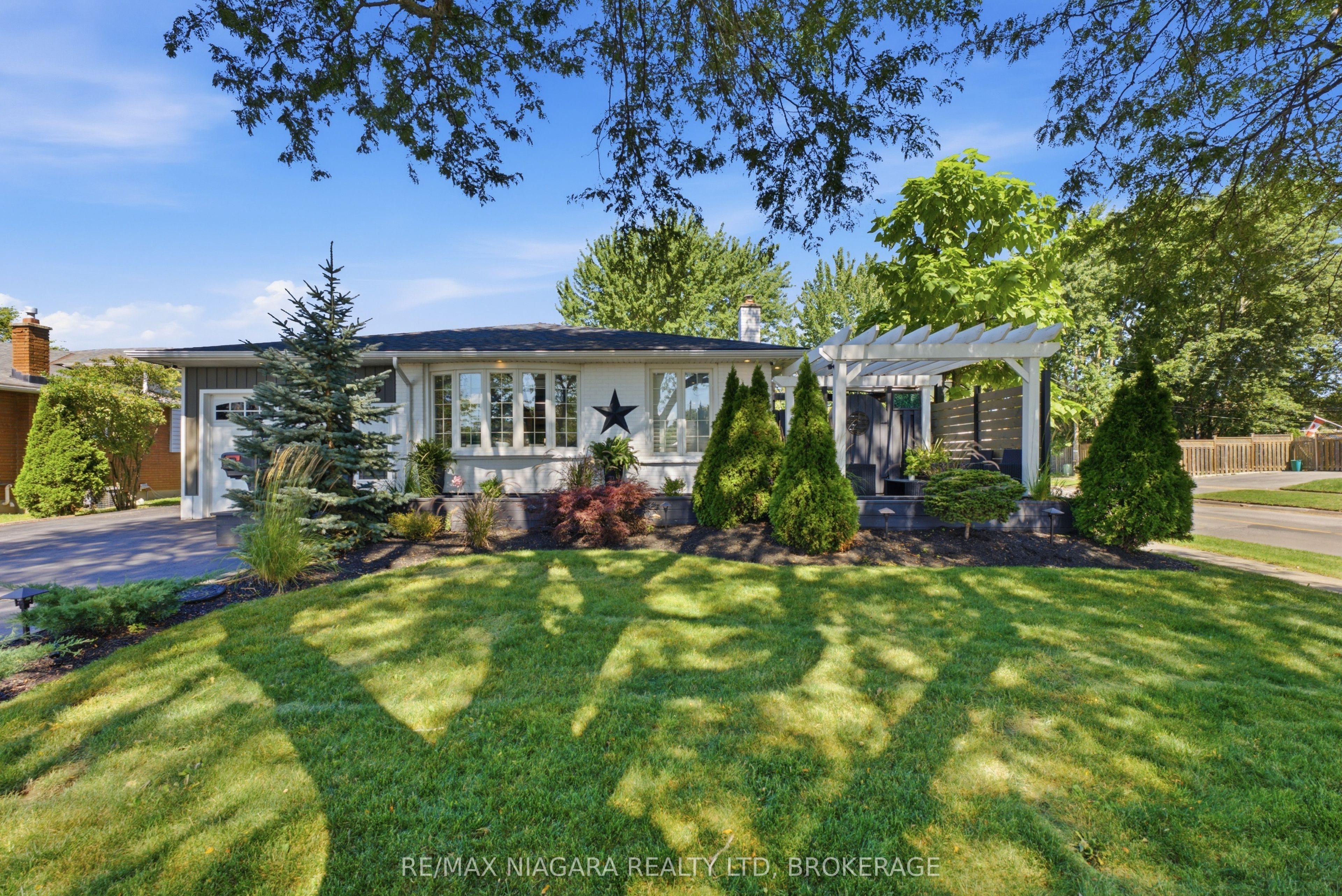 3267 Cattell Drive, Niagara Falls, ON L2G 6N3