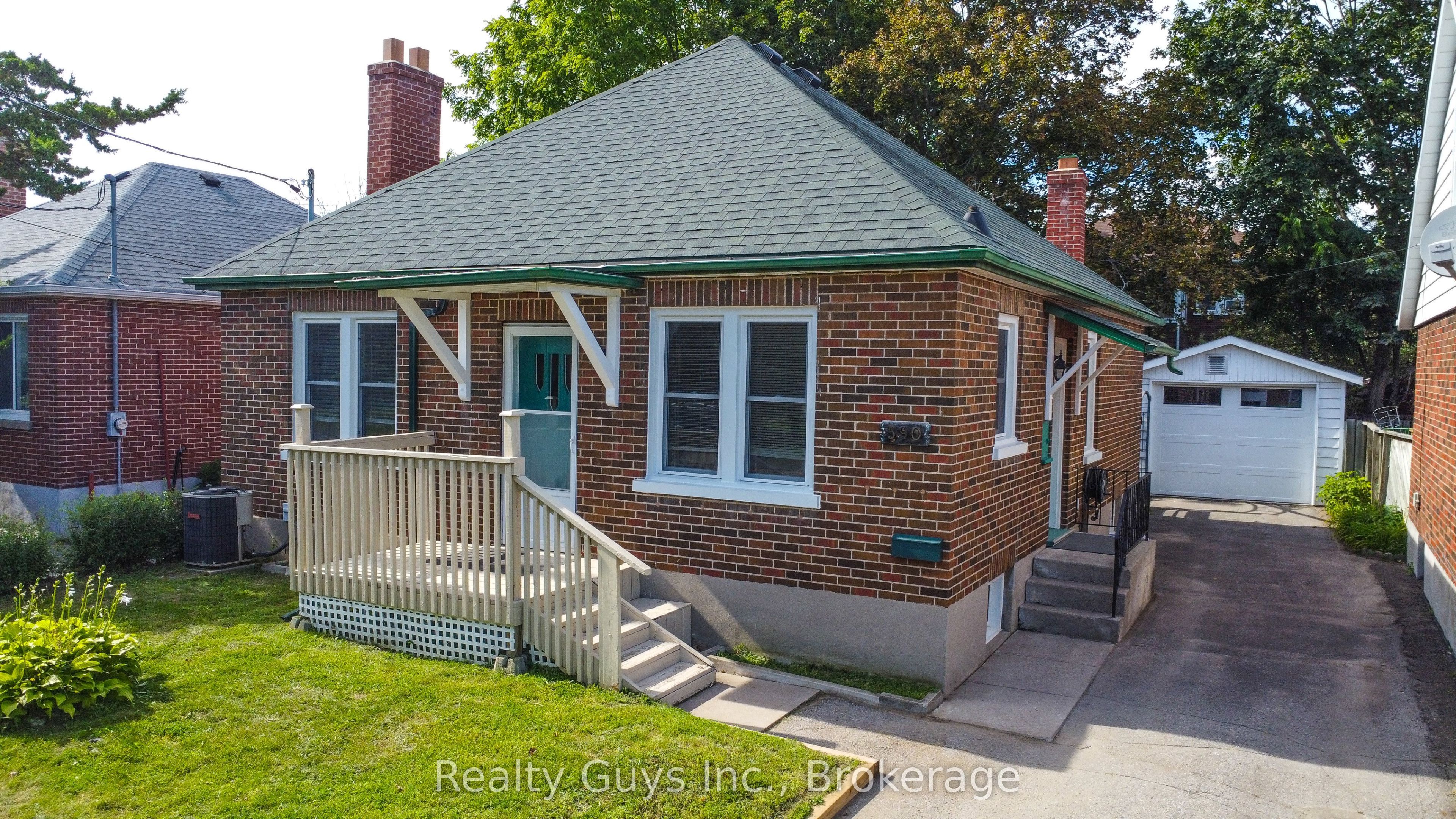 590 Mccannan Avenue, Peterborough, ON K9J 4J6 photo 3