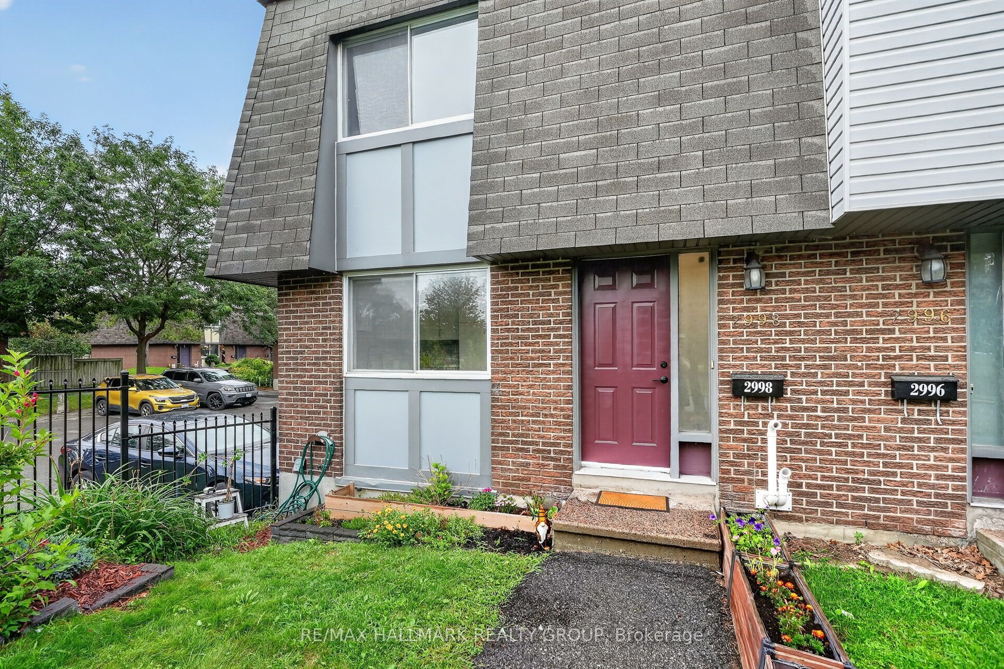 2998 Fairlea Crescent, Hunt Club - South Keys and Area, ON K1V 8T7 photo 2