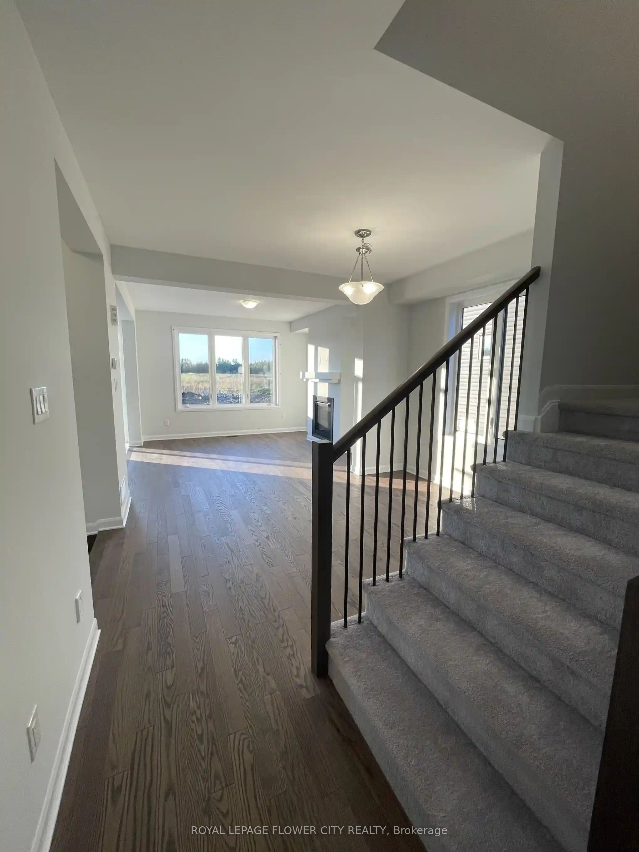 229 Elsie Macgill Walk, Kanata, ON K2W 0L5 photo 4