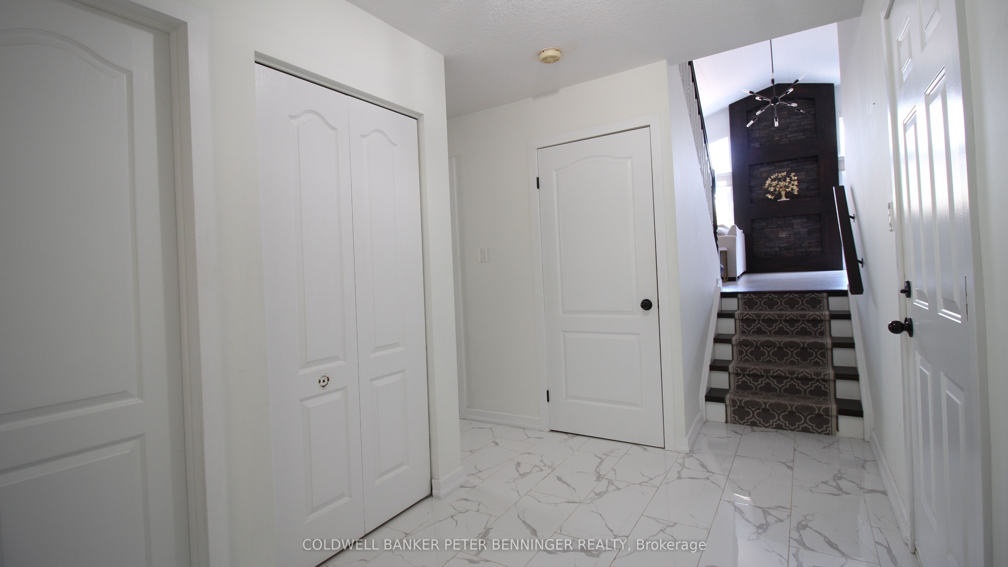 225 Holbeach Crescent, Waterloo, ON N2J 4Y7 photo 4