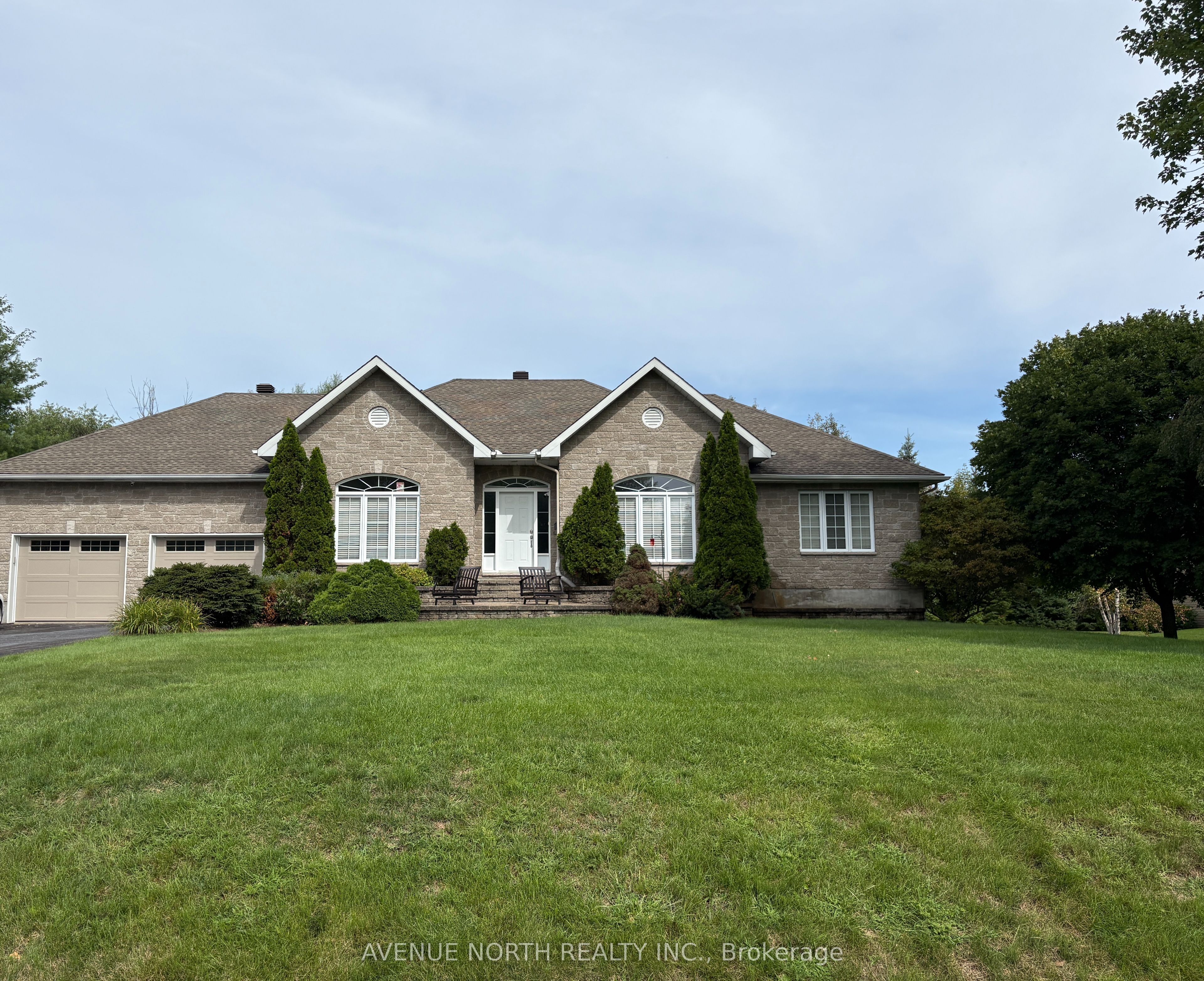 6746 Waterside Court, Greely - Metcalfe - Osgoode - Vernon and Area, ON K4P 1P8