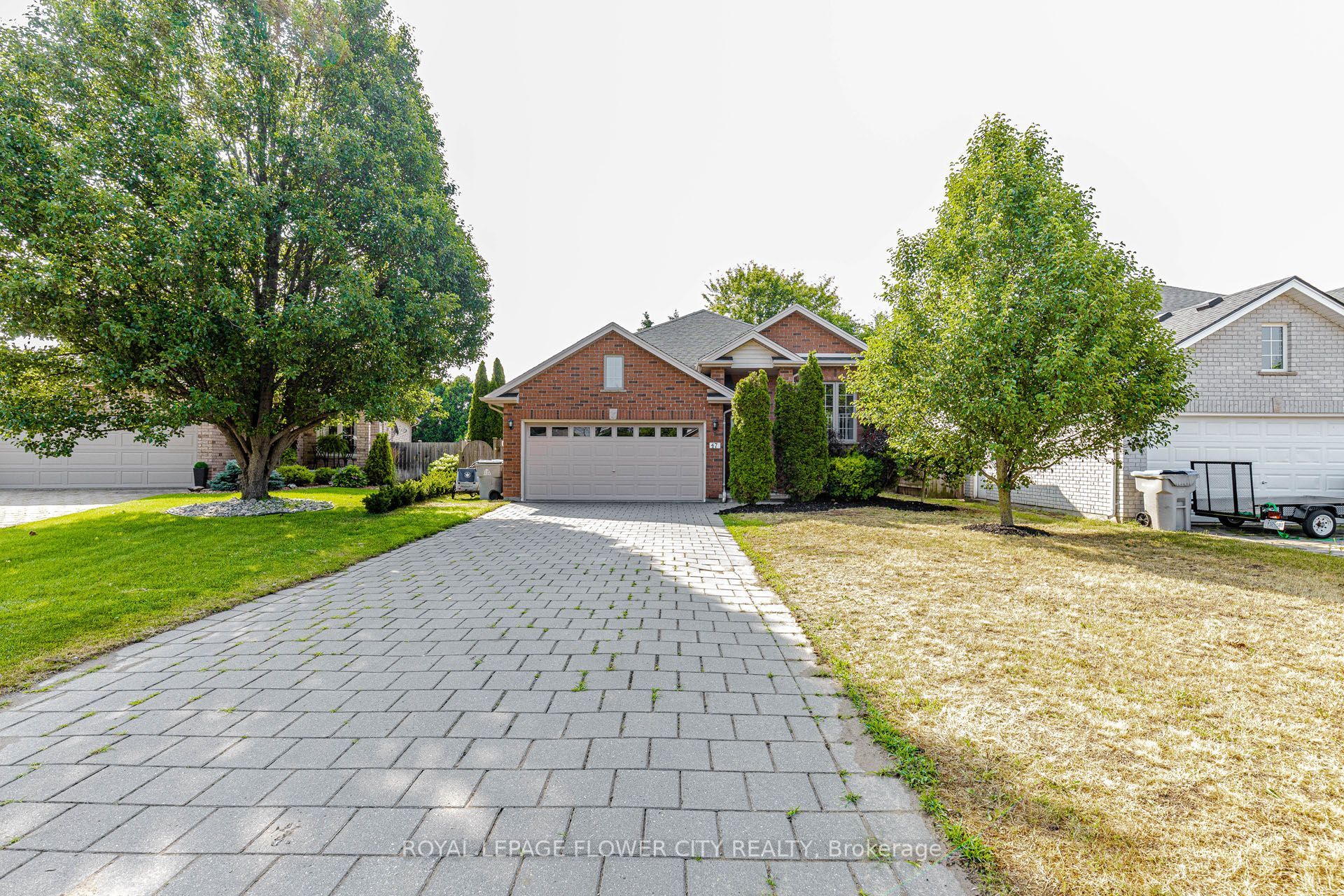 47 Queensway Drive, Strathroy-Caradoc, ON N7G 4M2 photo 3