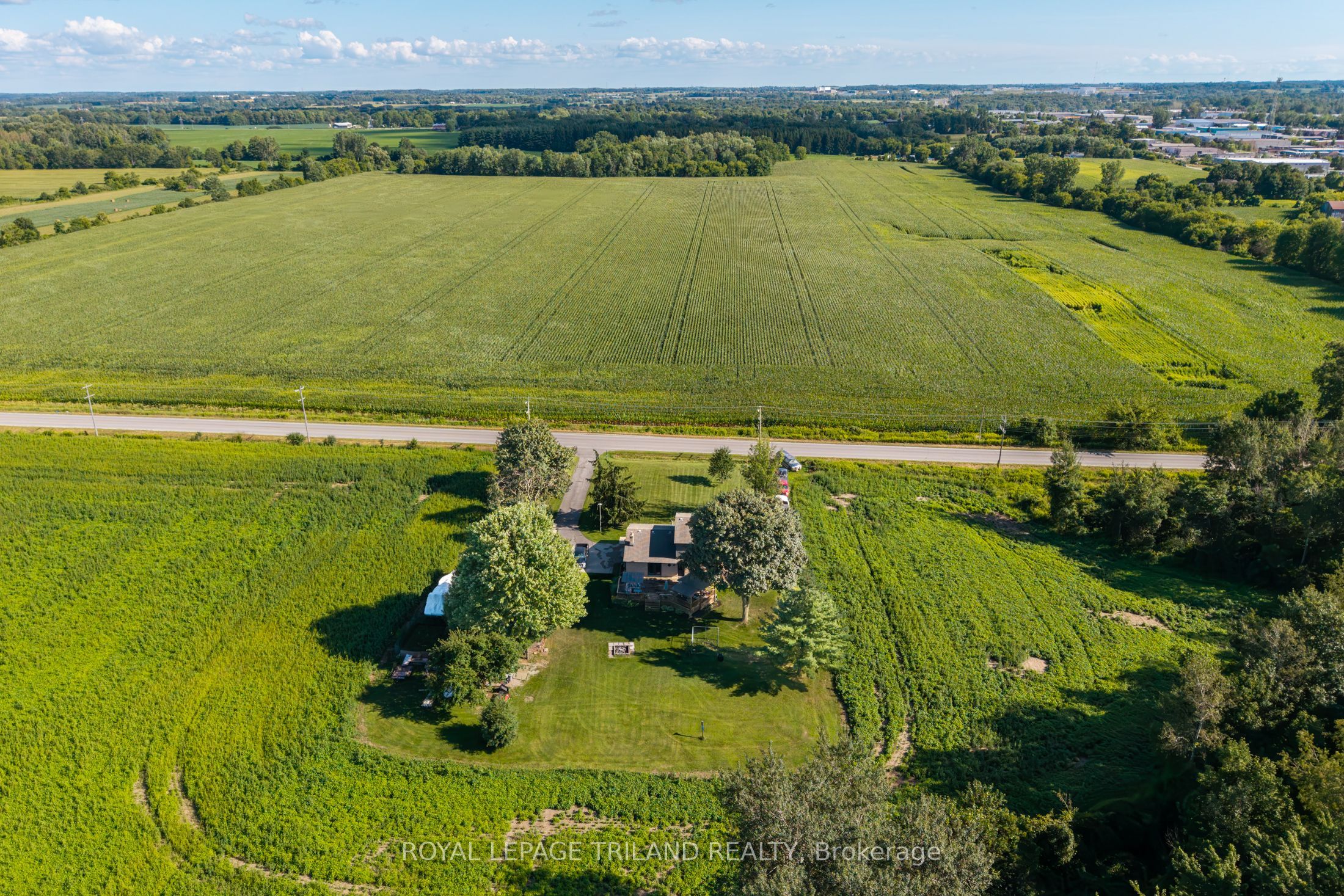2612 Trafalgar Street, London East, ON N6M 1G9 photo 3