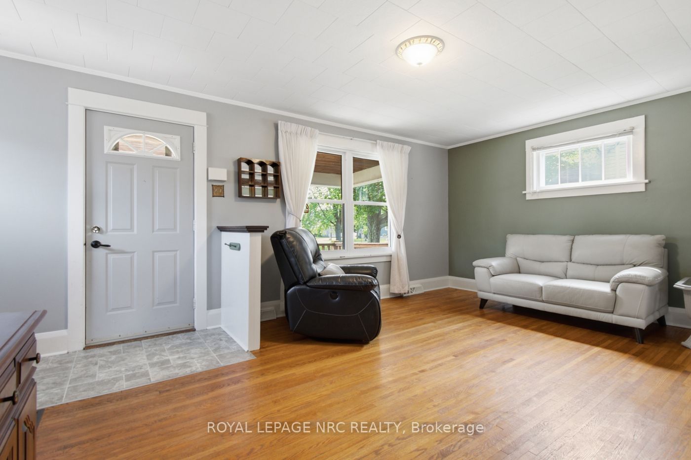 60 Forest Avenue, Port Colborne, ON L3K 5E4 photo 5
