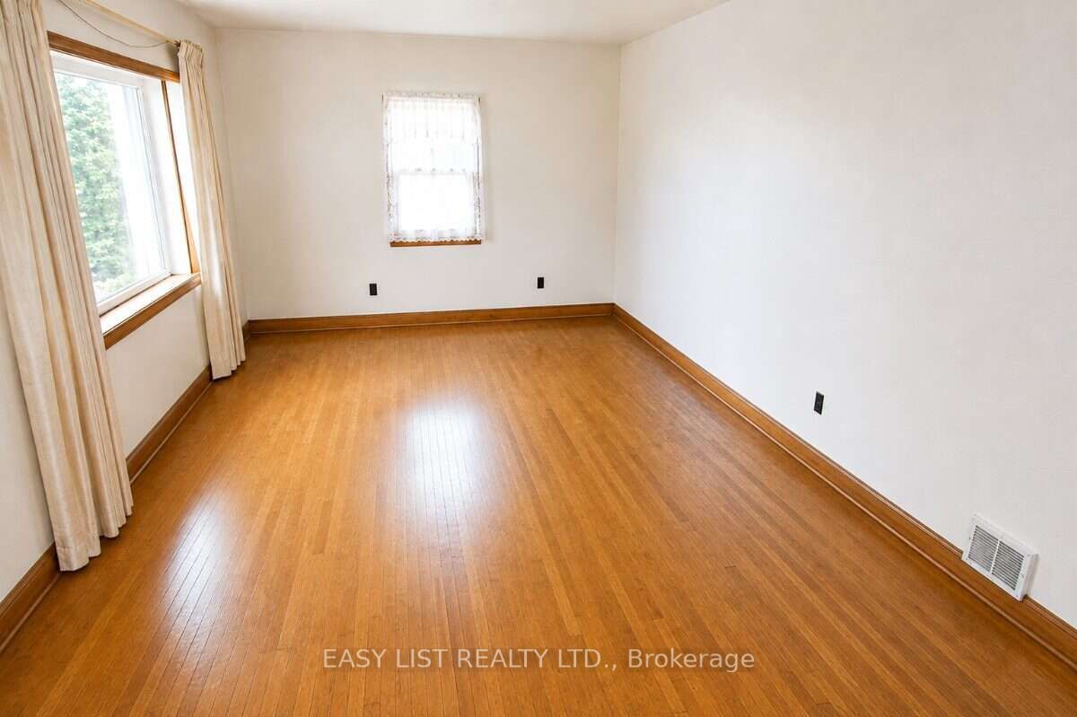 1860 Sturgeon Road, Kawartha Lakes, ON K0M 1L0 photo 4