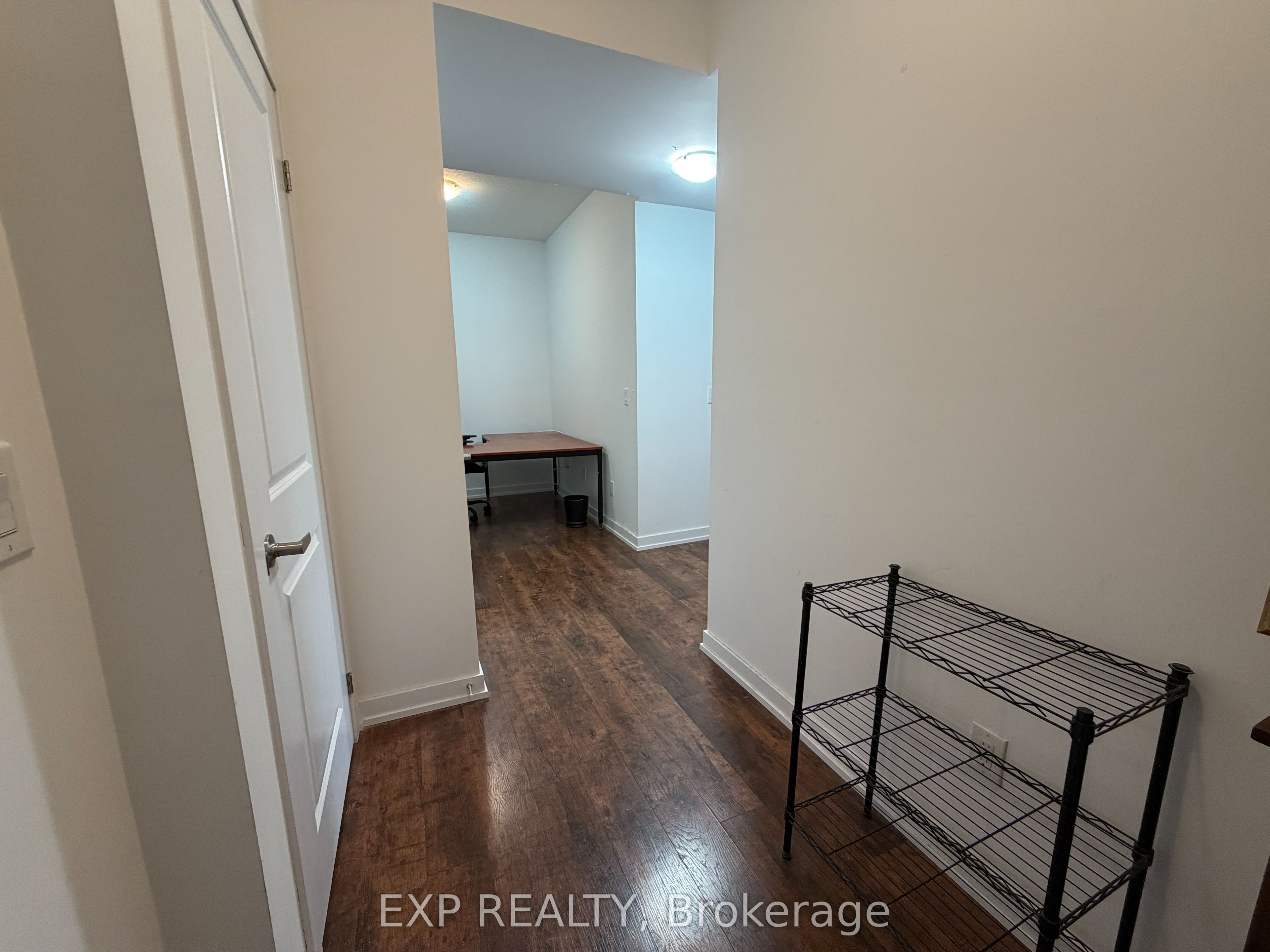 81 Robinson Street 601, Hamilton, ON L8P 0B9 photo 2