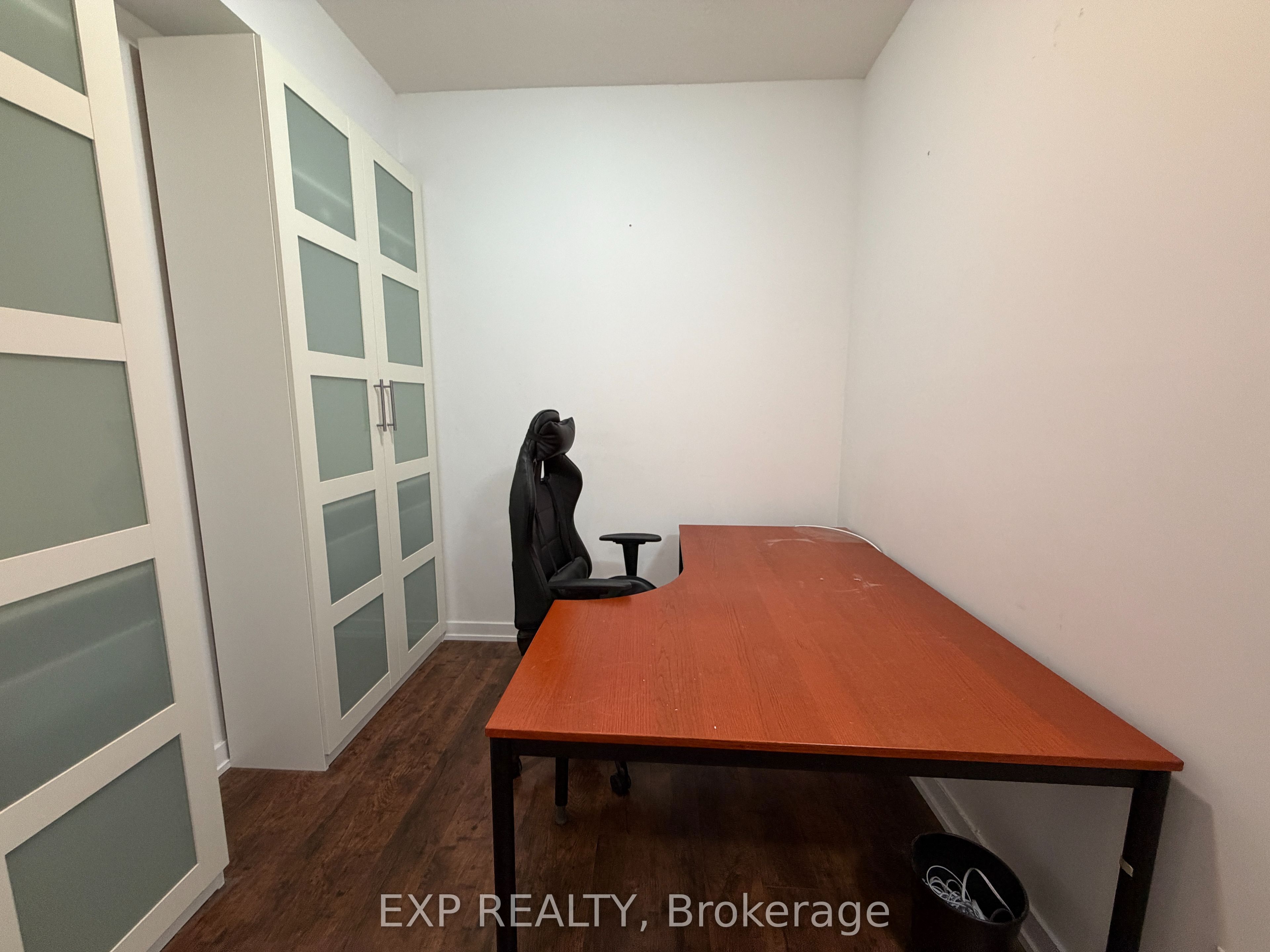 81 Robinson Street 601, Hamilton, ON L8P 0B9 photo 5