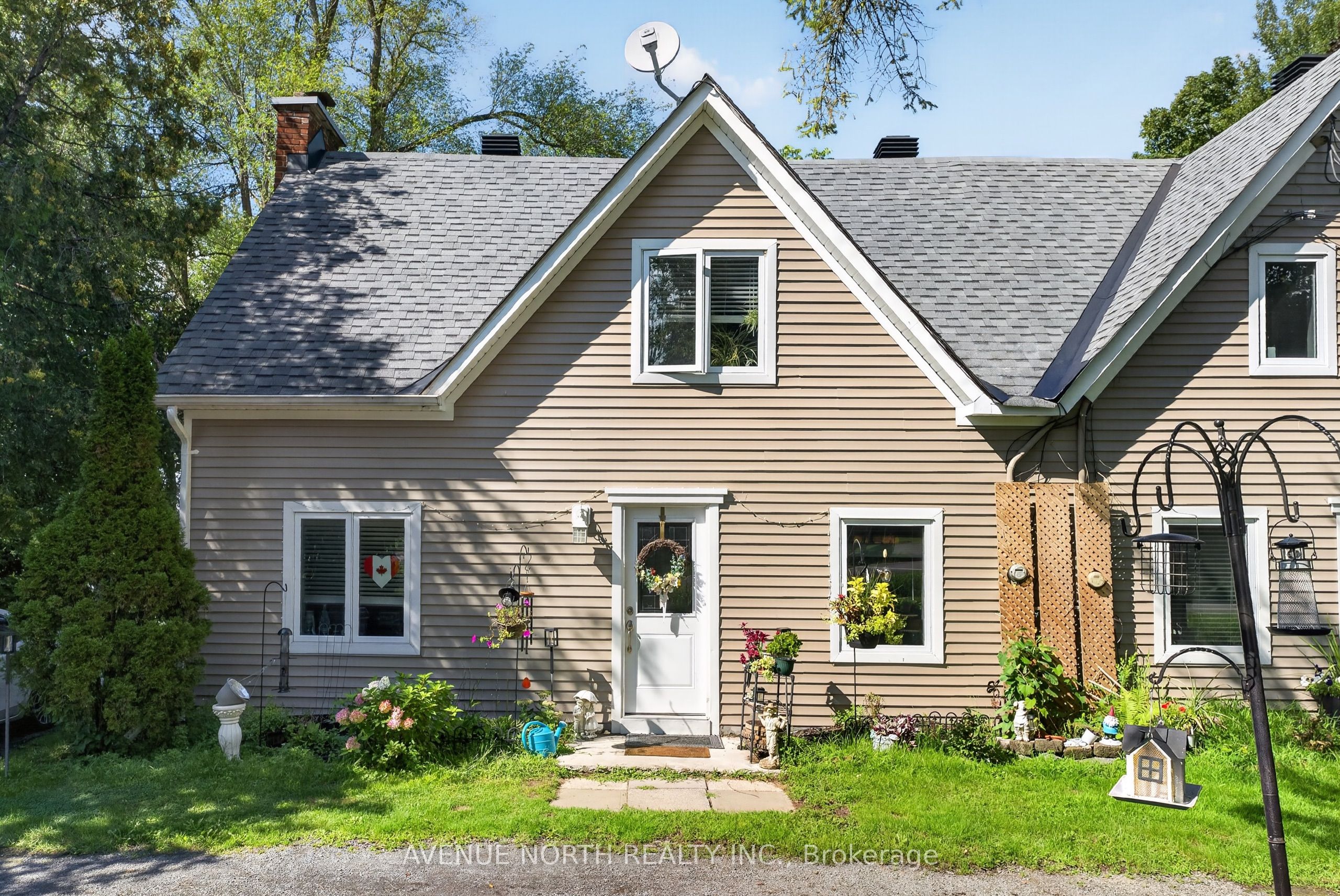 2941 Old Montreal Road, Orleans - Cumberland and Area, ON K4C 1G2