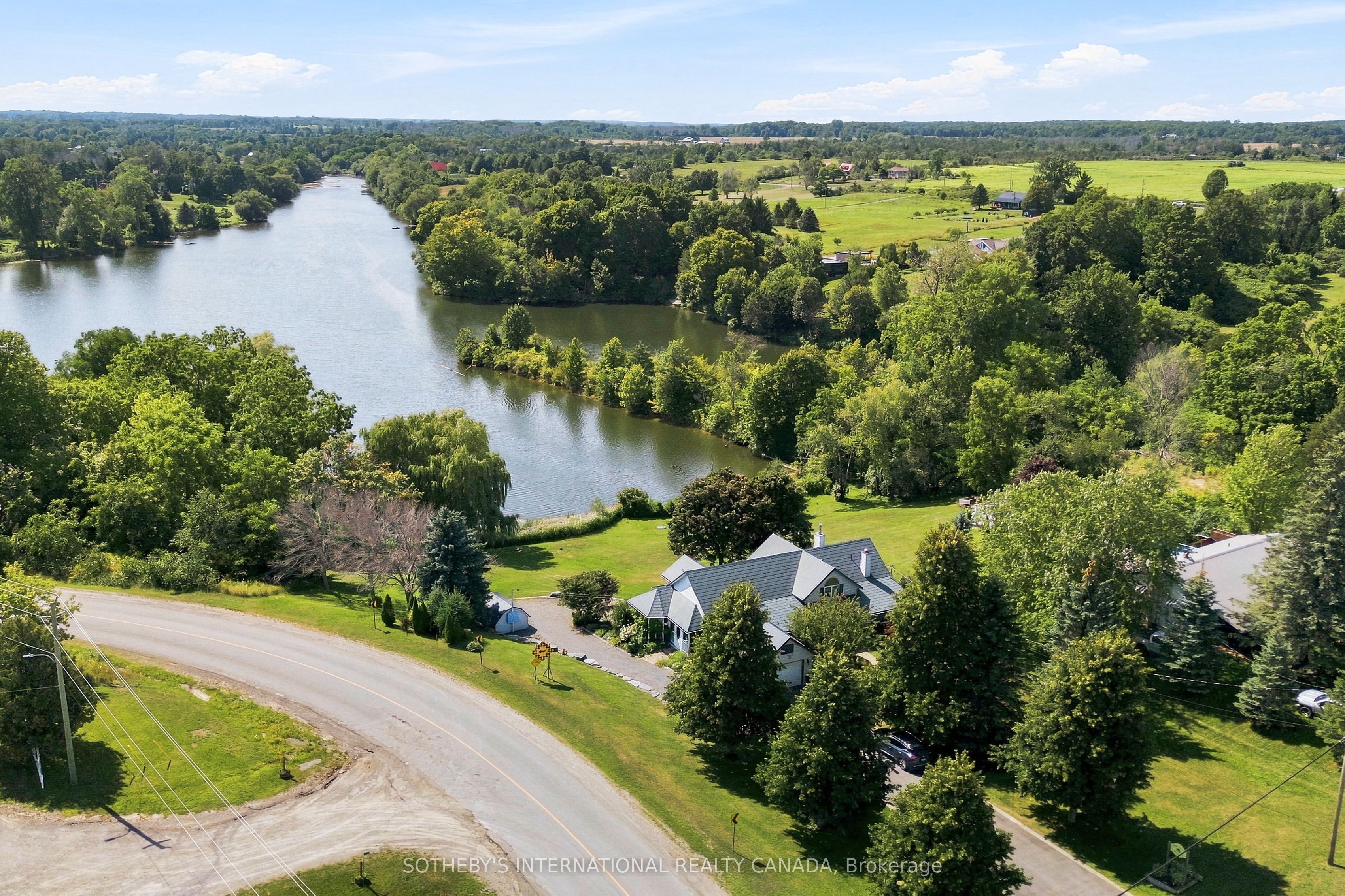 1746 Old Milford Road, Prince Edward County, ON K0K 2P0 photo 2