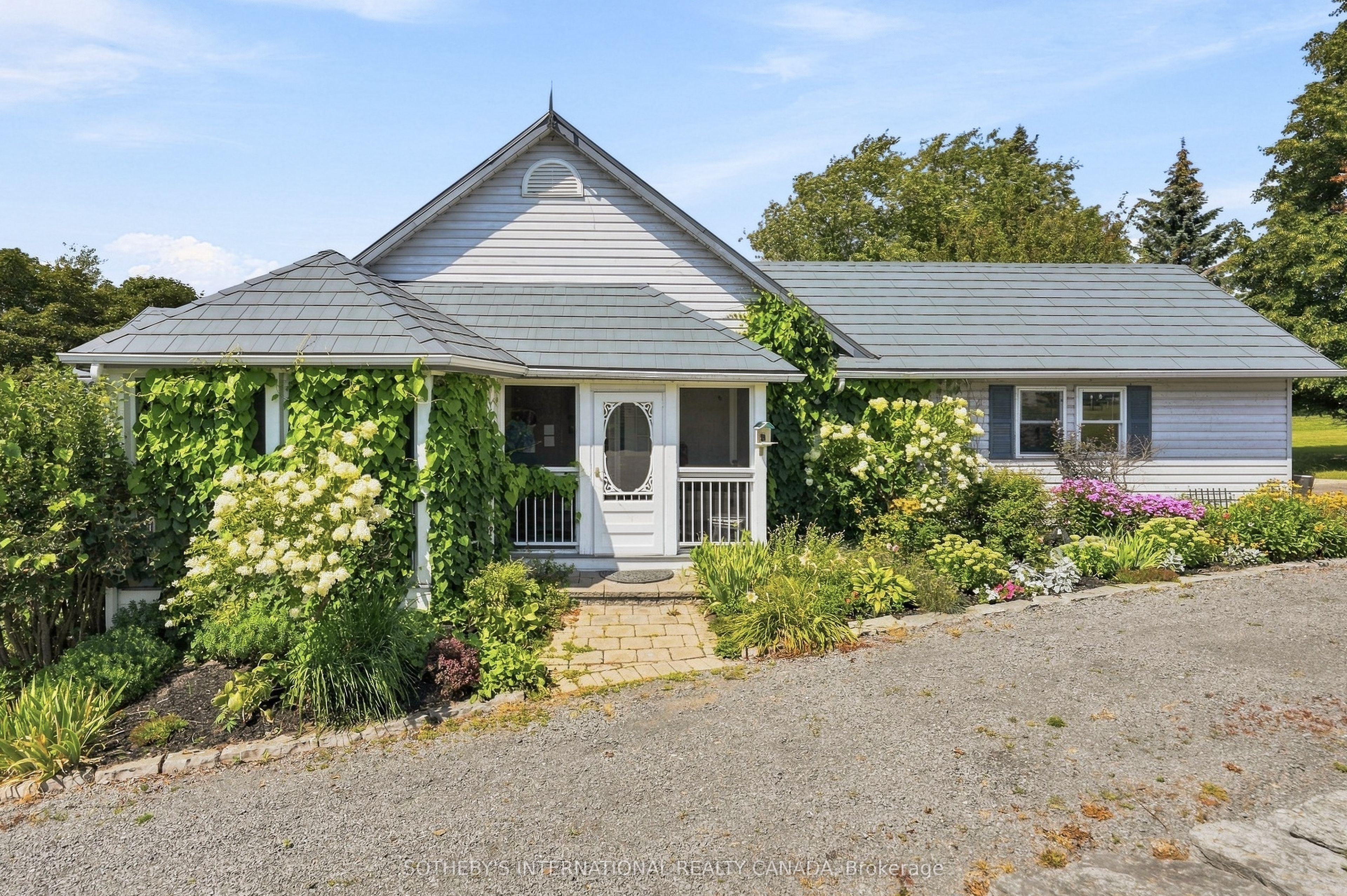 1746 Old Milford Road, Prince Edward County, ON K0K 2P0 photo 4