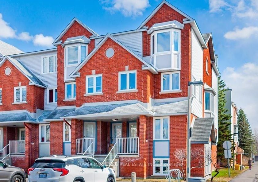 442 BRISTON Private, Hunt Club - South Keys and Area, ON K1G 5R4