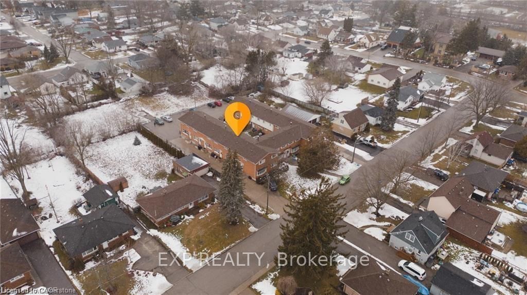 78 Bee Street 8, Woodstock, ON N4S 3Z3 photo 2