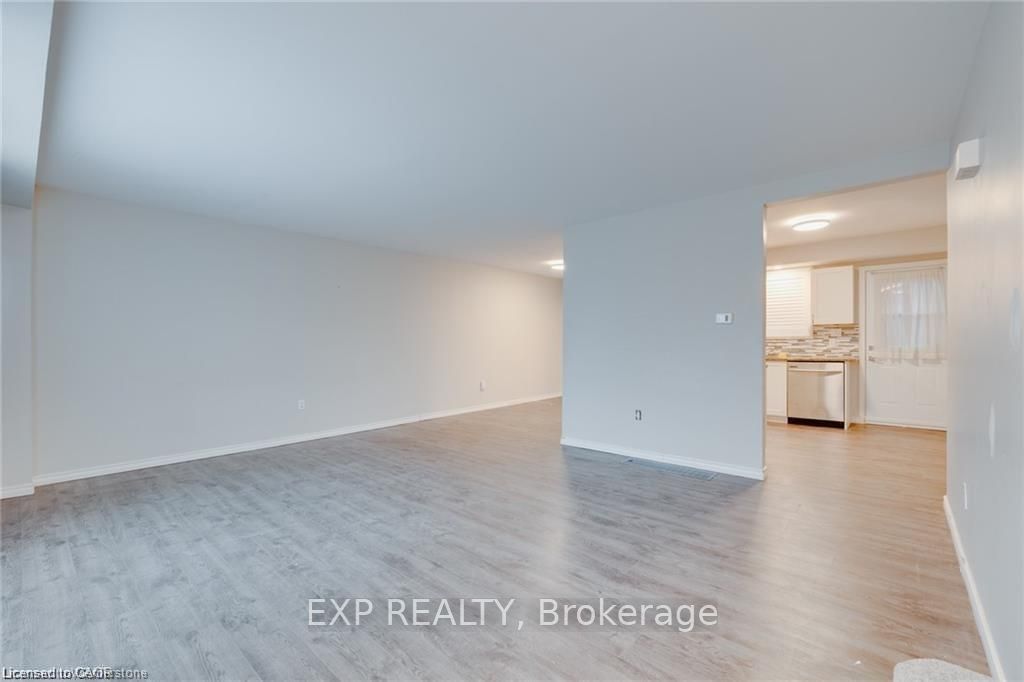 78 Bee Street 8, Woodstock, ON N4S 3Z3 photo 5