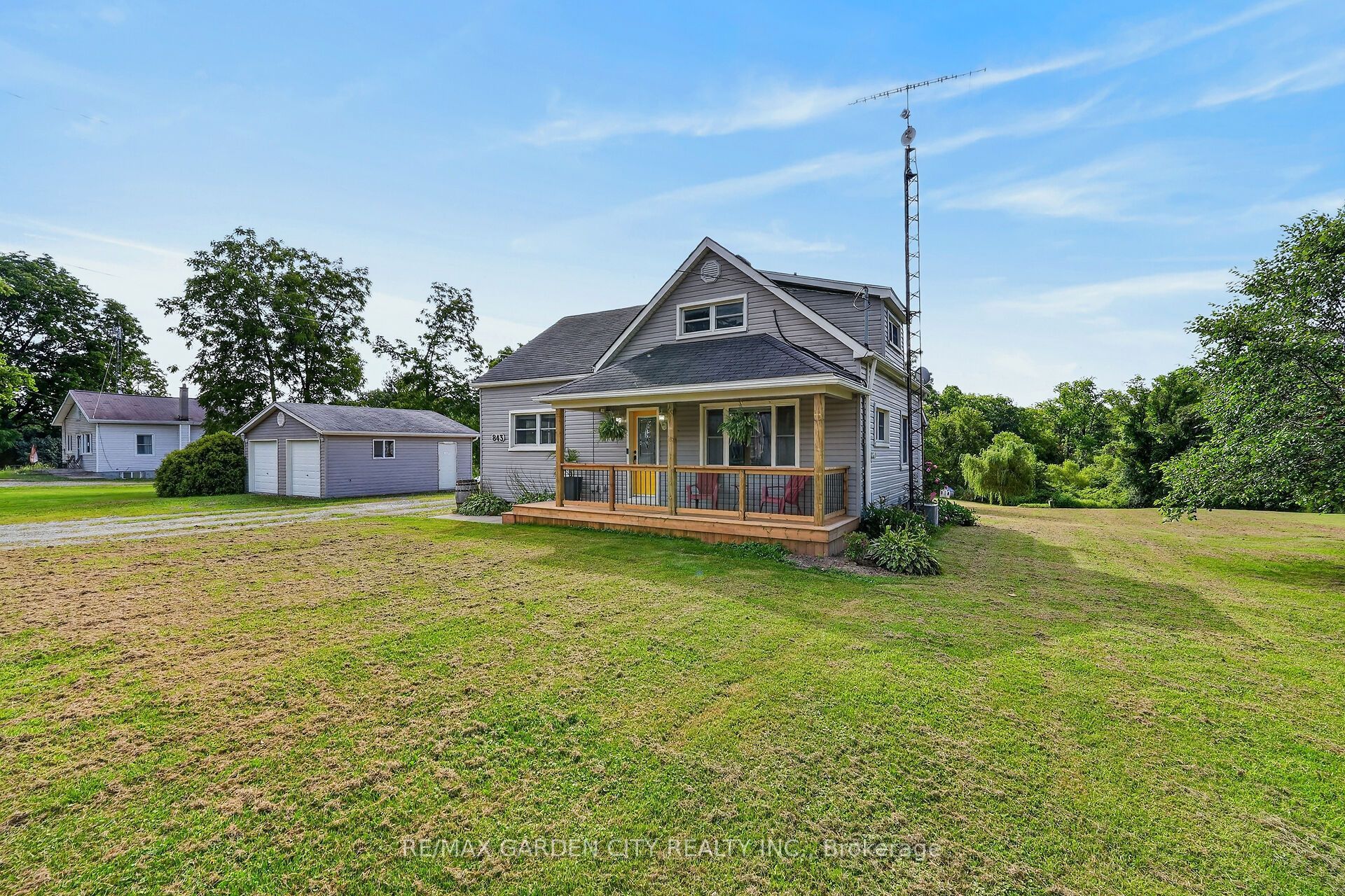 843 Lyons Creek Road, Welland, ON L3B 5N4 photo 3