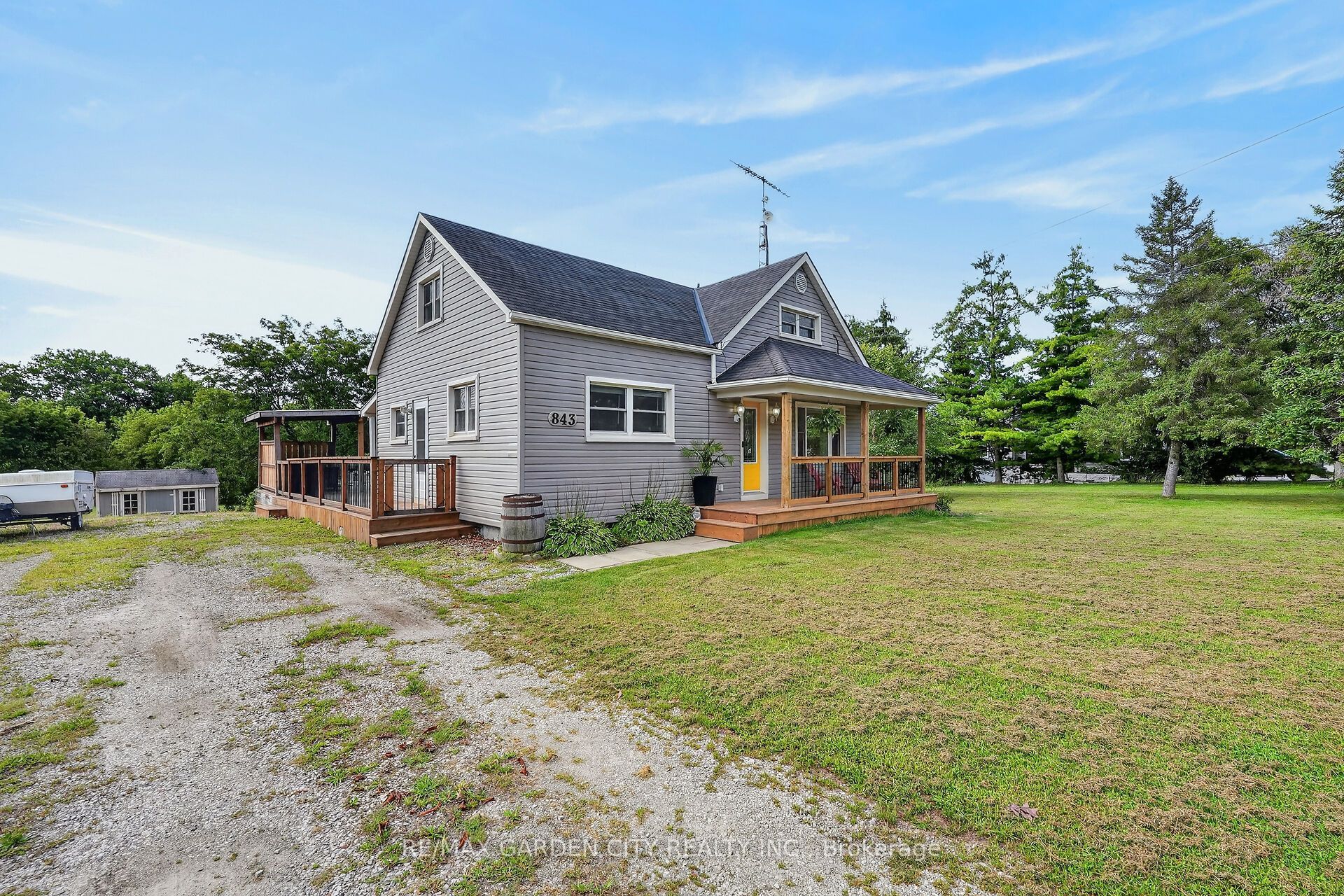 843 Lyons Creek Road, Welland, ON L3B 5N4 photo 4