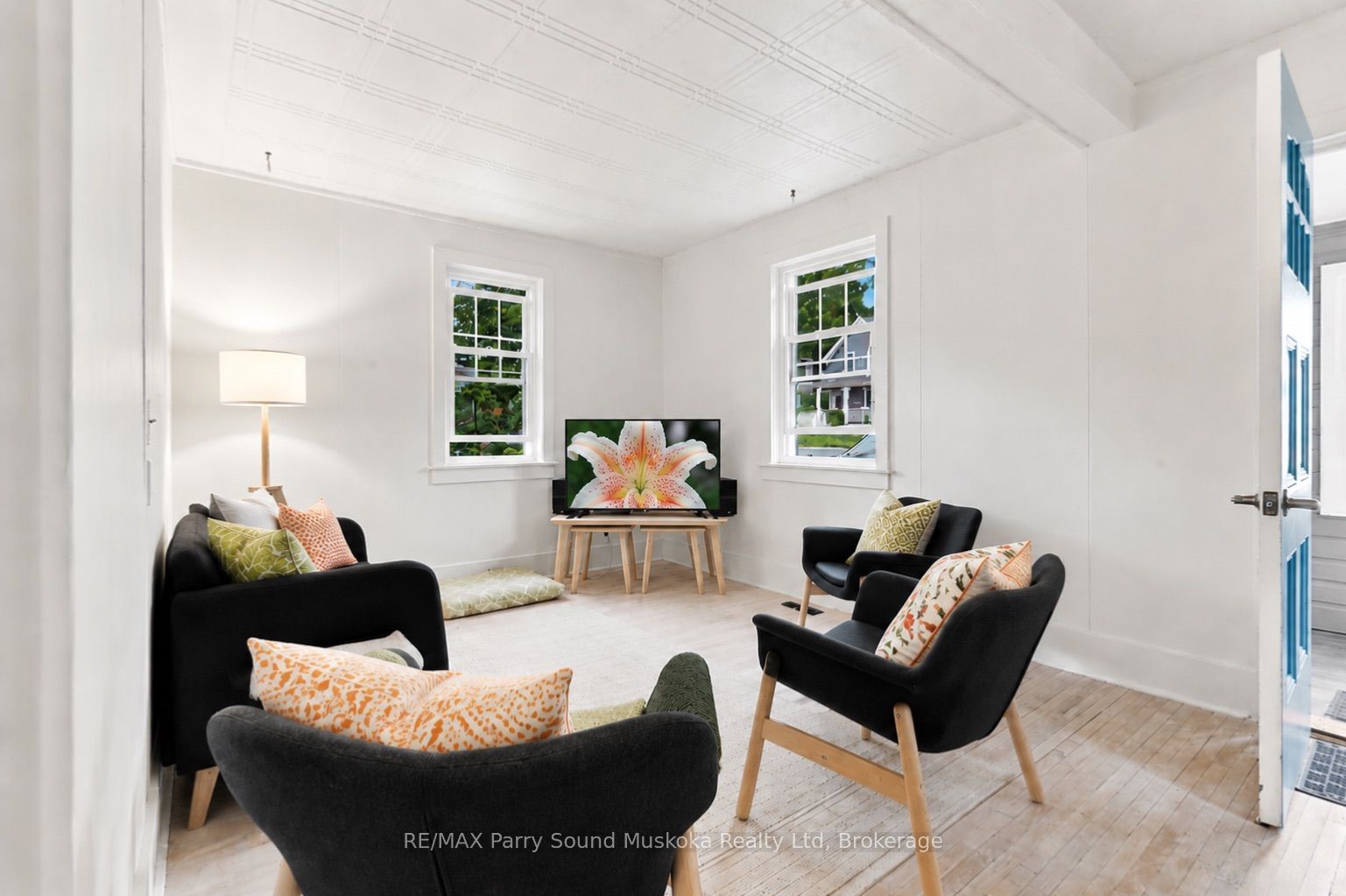 40 WAUBEEK Street, Parry Sound, ON P2A 1C2 photo 5
