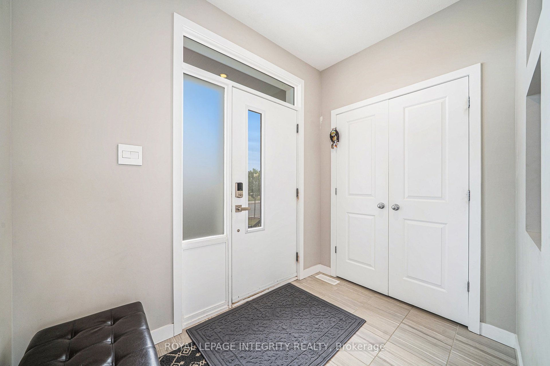 126 Groningen Street, Kanata, ON K2V 0C4 photo 3
