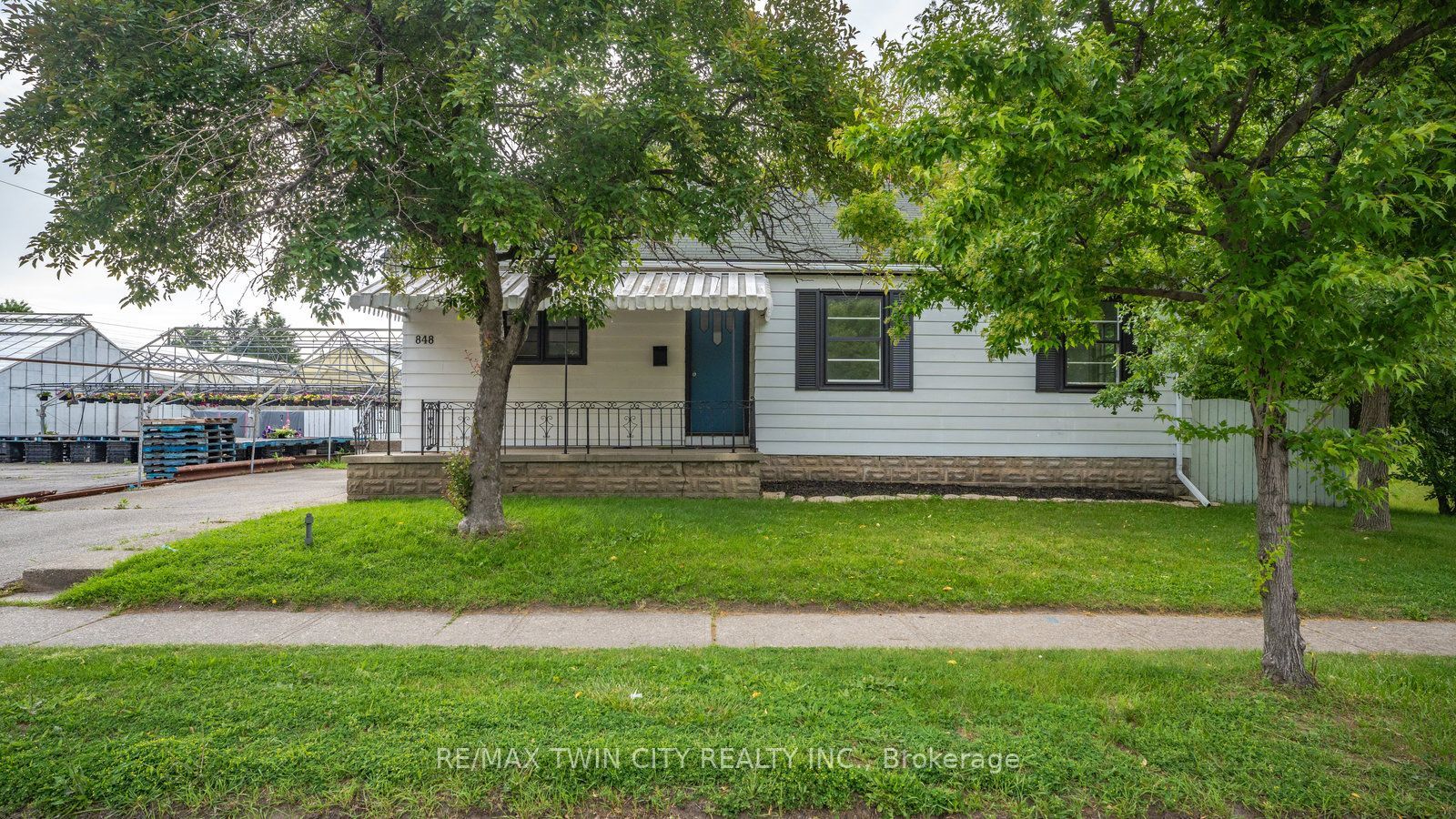 848 Colborne Street E, Brantford, ON N3S 3S9 photo 2