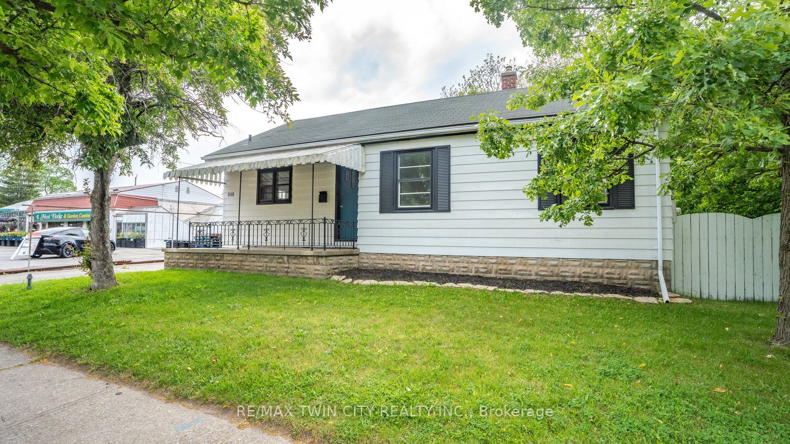 848 Colborne Street E, Brantford, ON N3S 3S9 photo 3