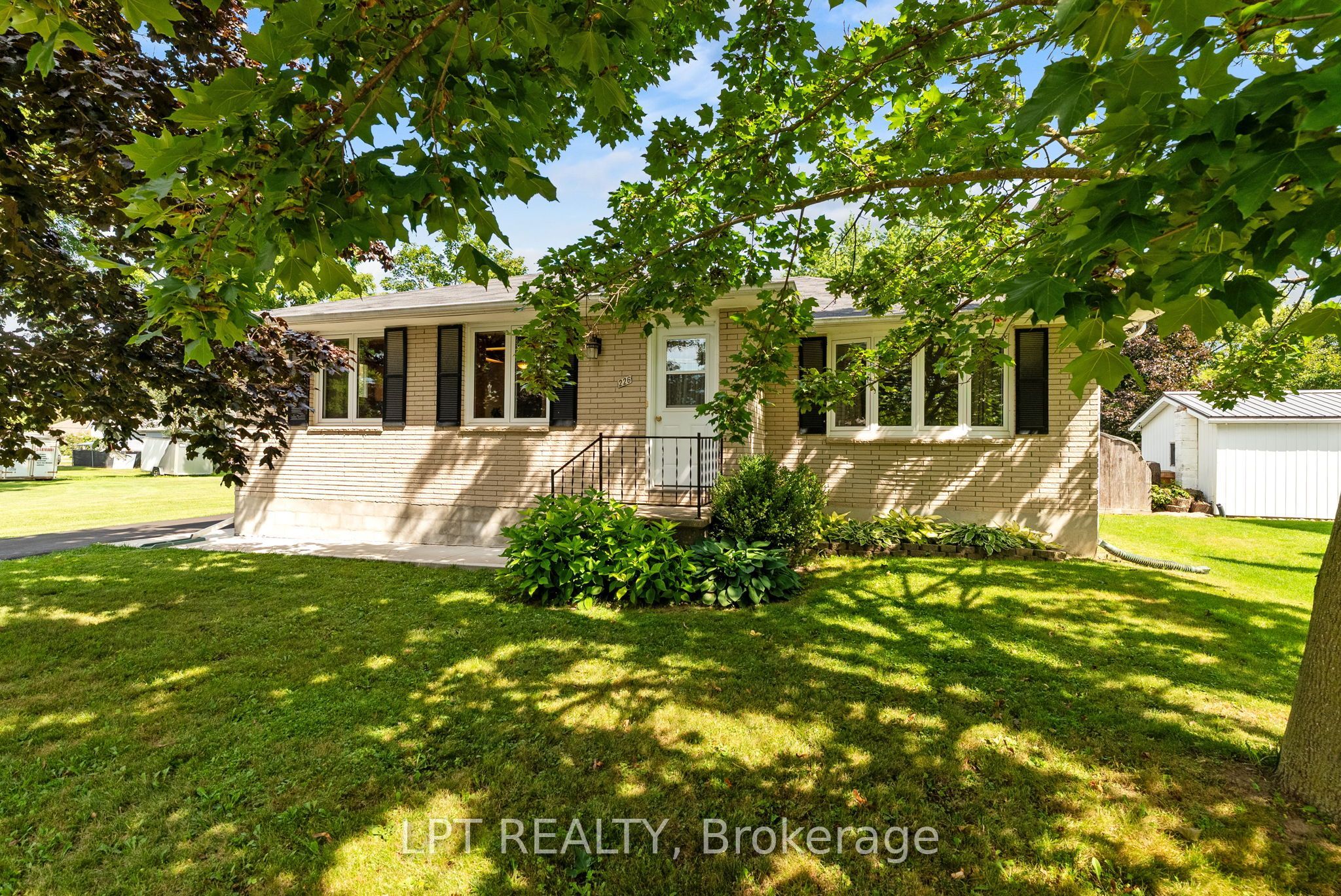 226 Tain Street, North Middlesex, ON N0M 2K0