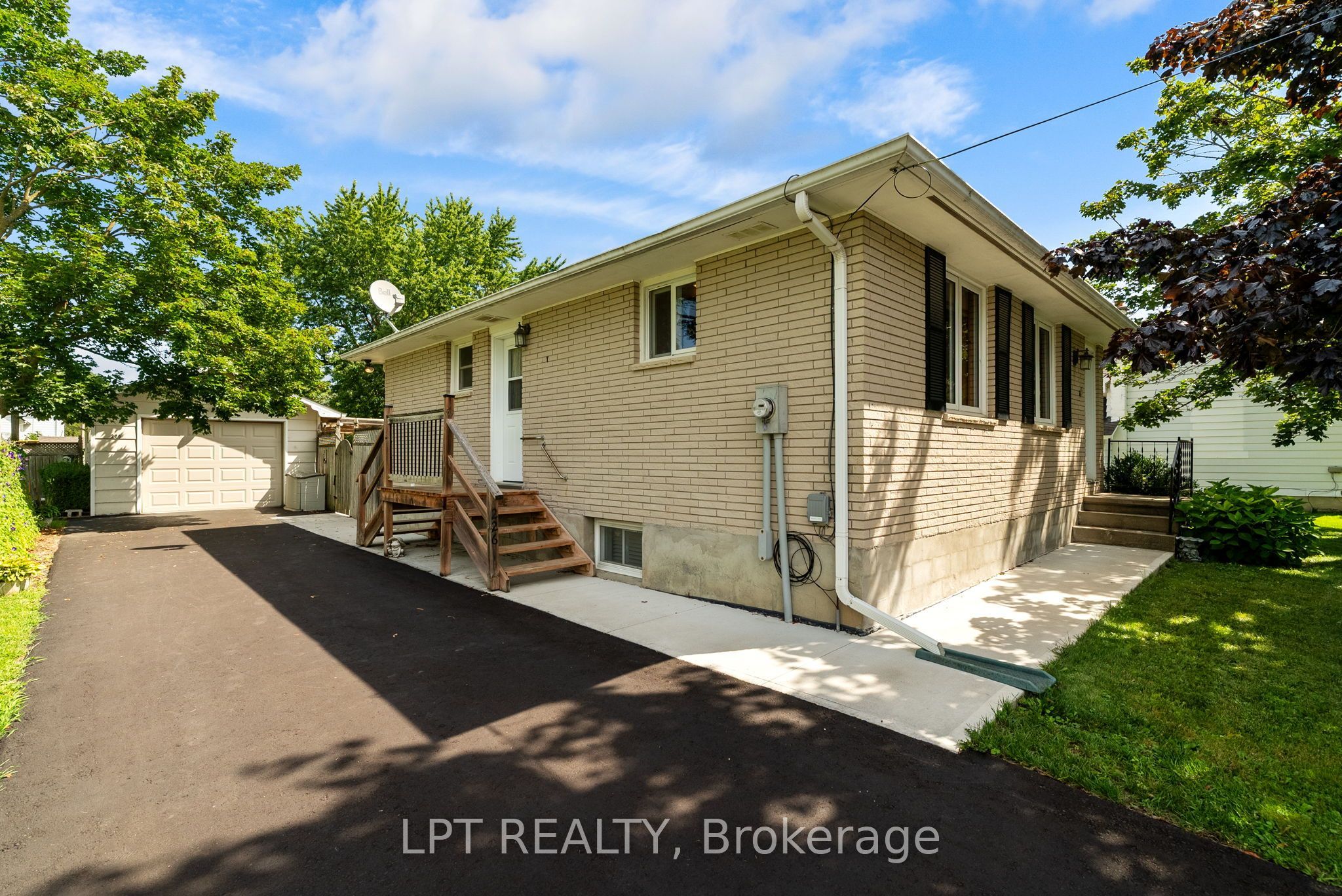 226 Tain Street, North Middlesex, ON N0M 2K0 photo 4