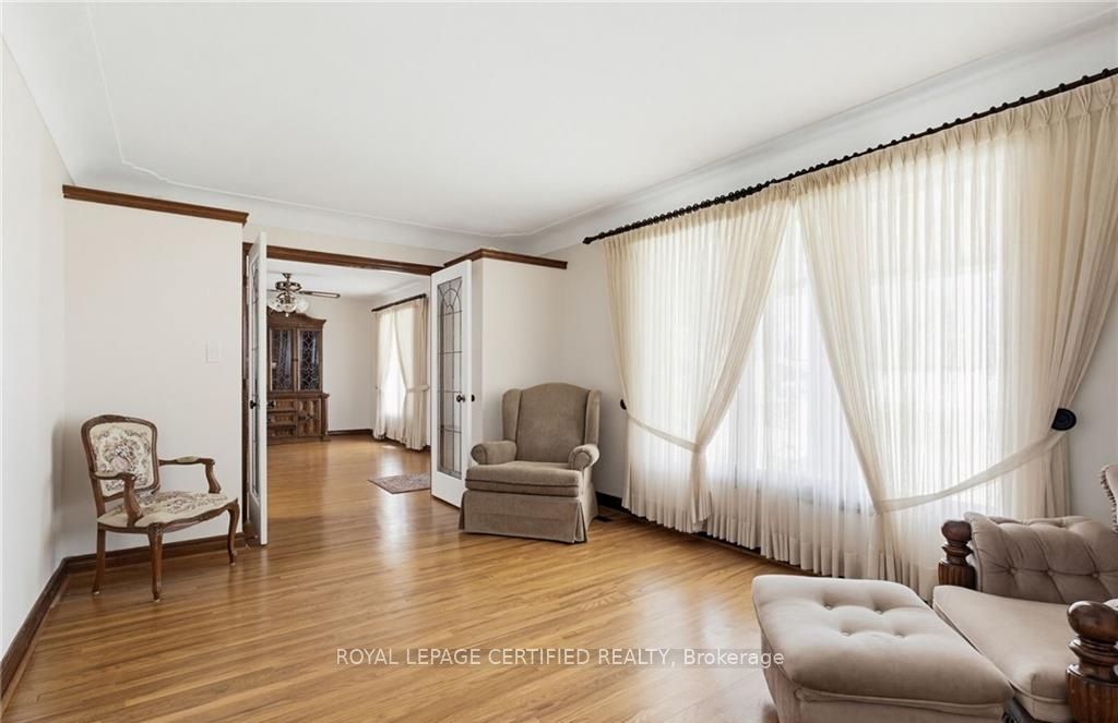 84 Homeside Avenue, Hamilton, ON L8G 3H1 photo 3