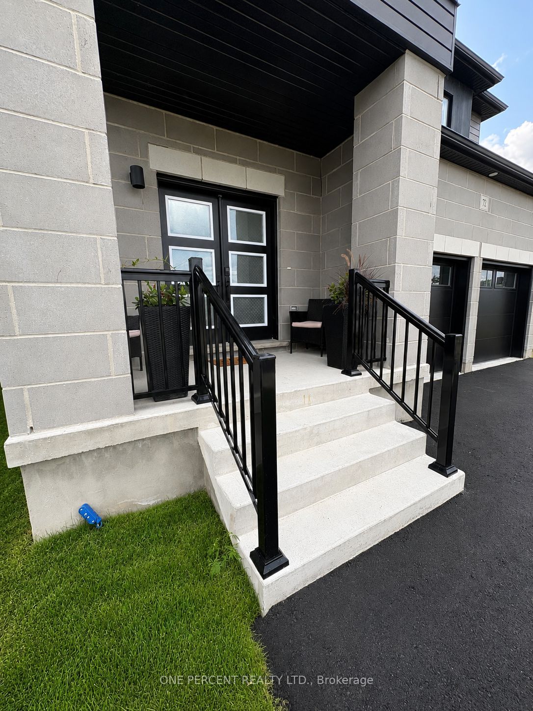 72 Dusenbury Drive, Loyalist, ON K0H 2H0 photo 3