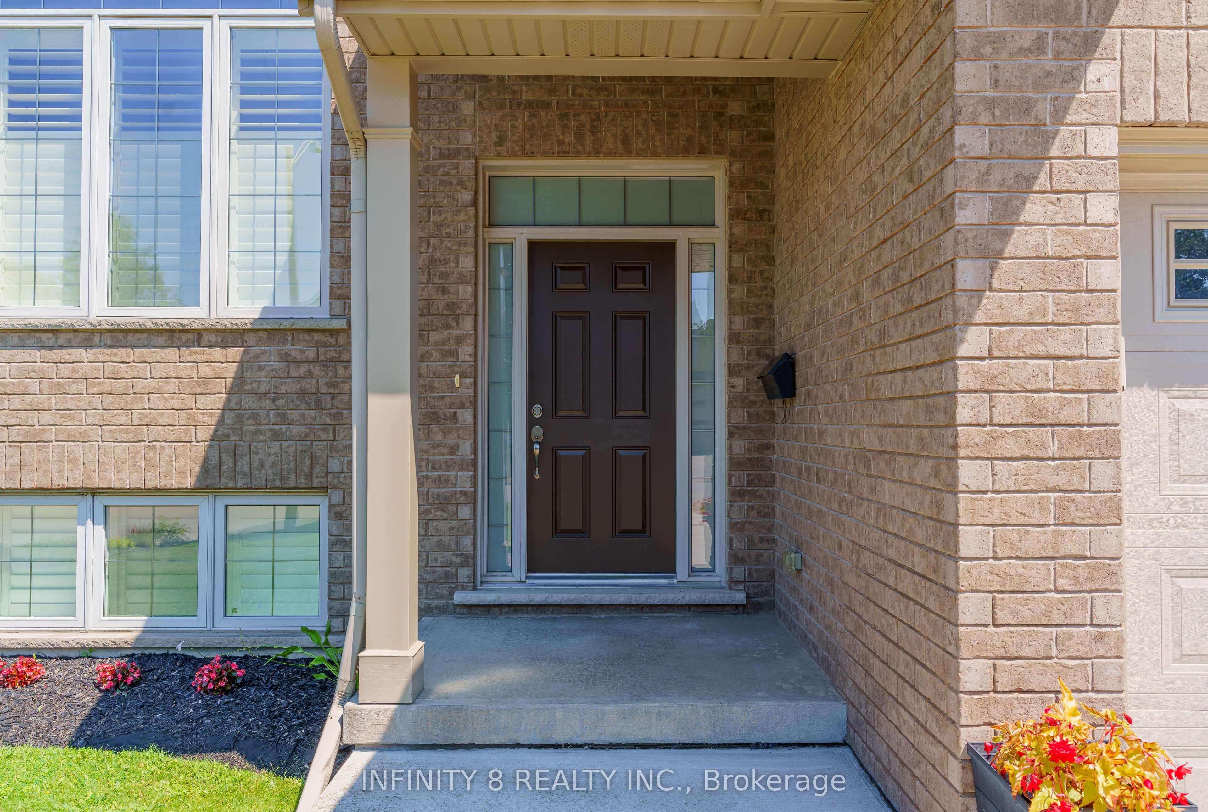 10 Sapphire Court, St. Catharines, ON L2M 0A4 photo 3