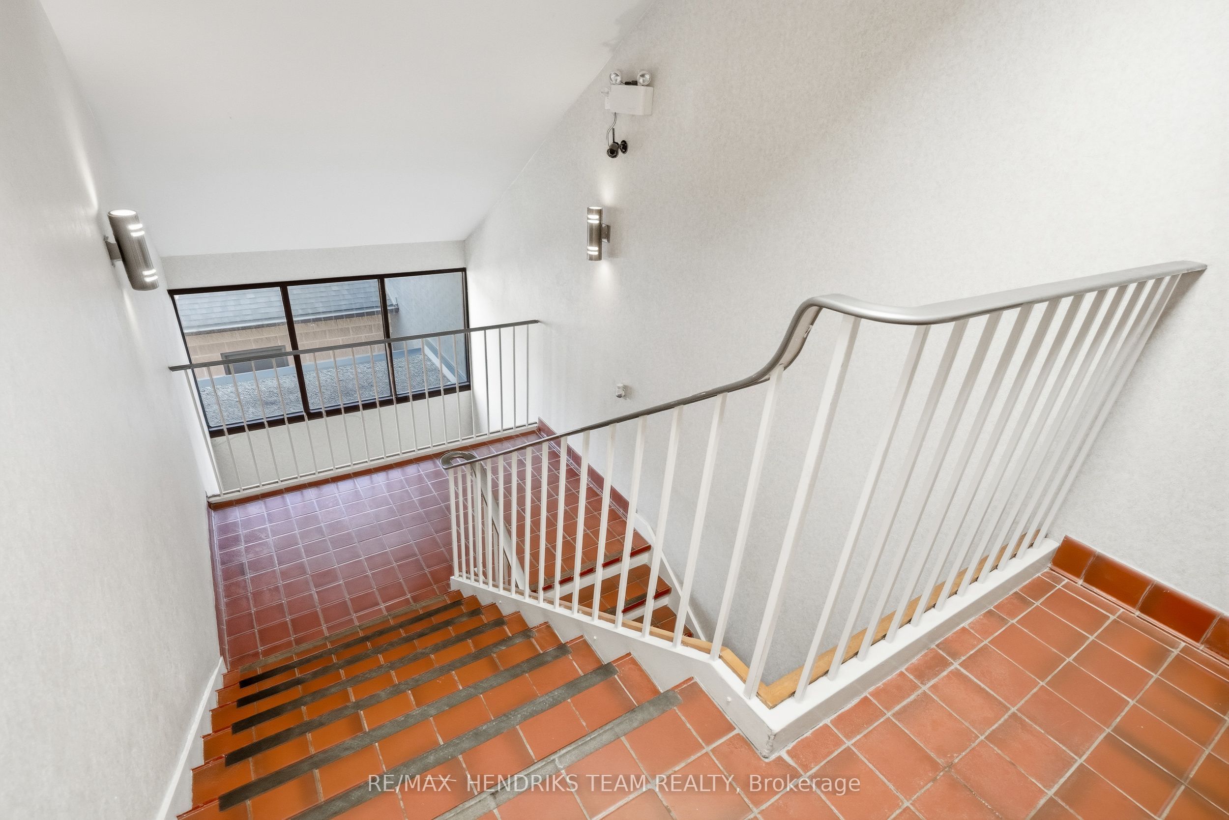 320 Vine Street Upper Floor (2A), St. Catharines, ON L2M 4T3 photo 4